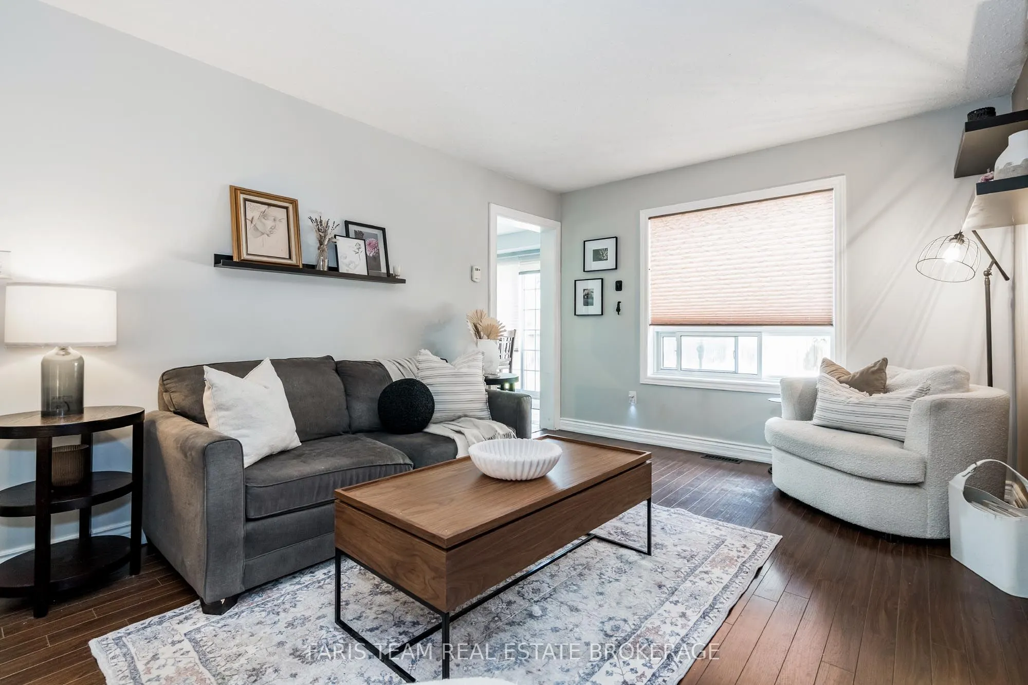142 Livingstone Street W