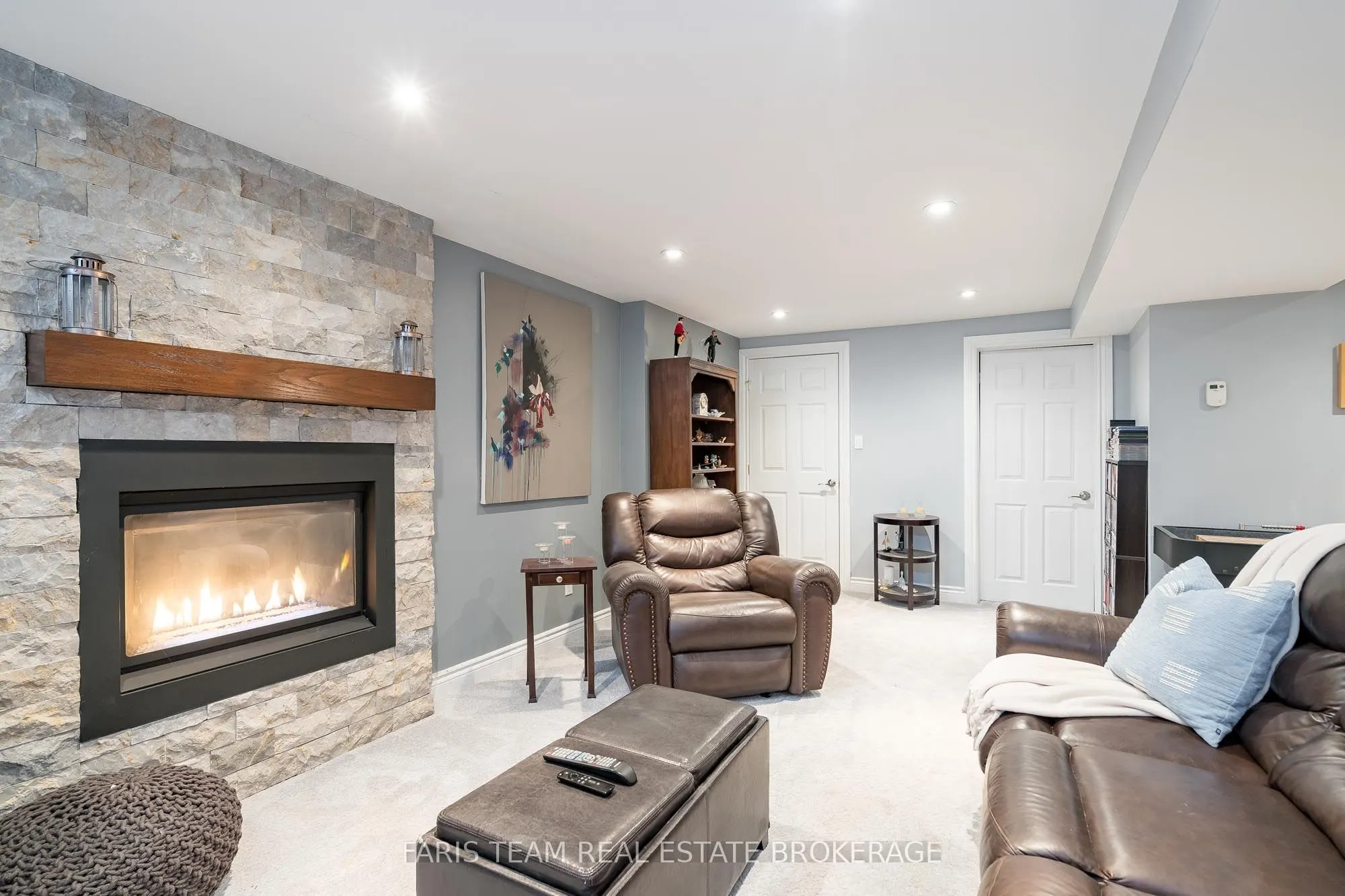 142 Livingstone Street W