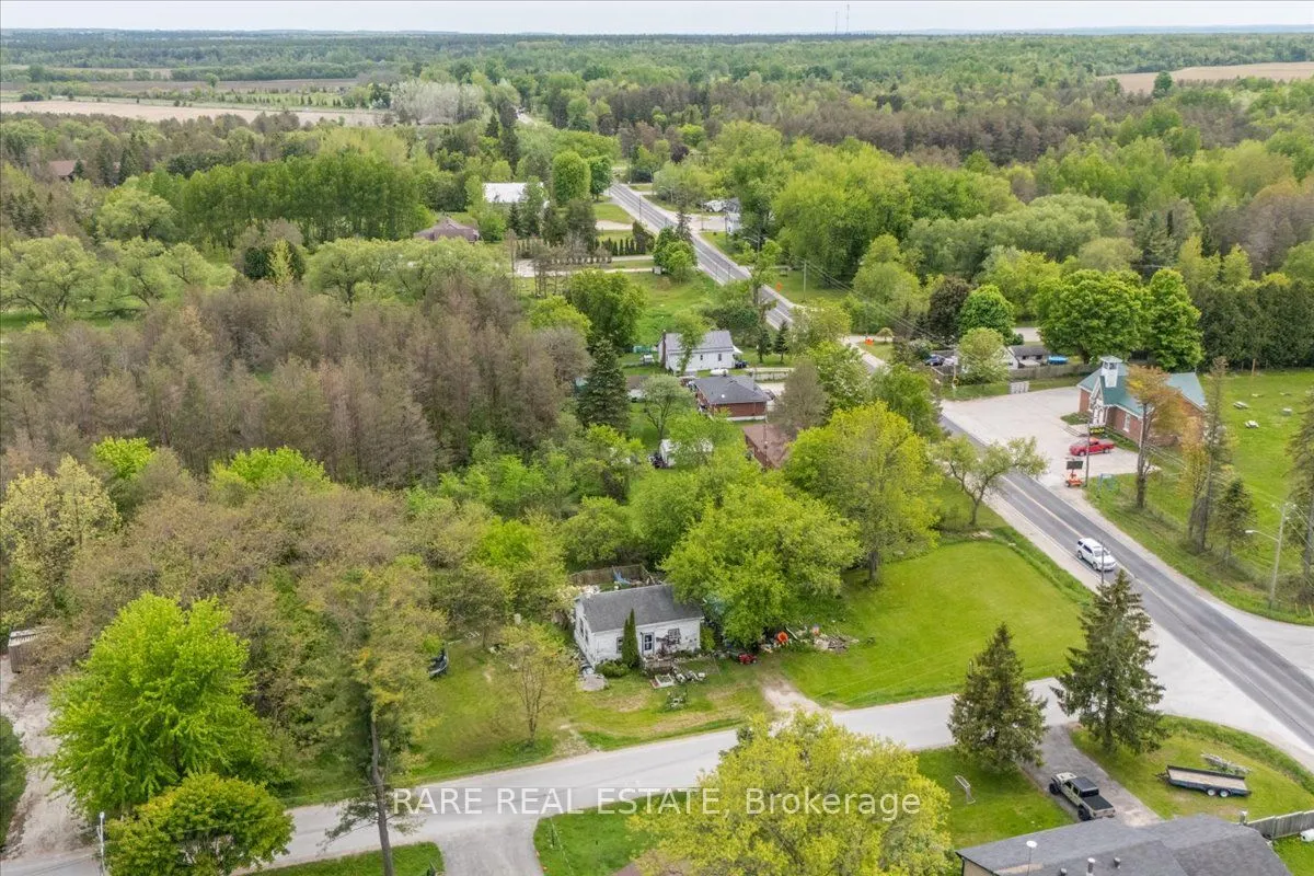 4879 SUNNIDALE CON. 2 Road