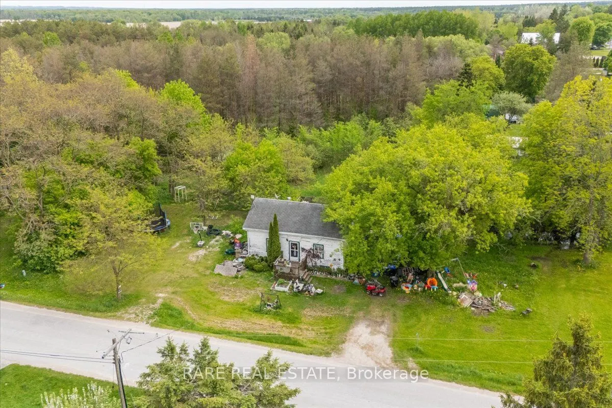 4879 SUNNIDALE CON. 2 Road