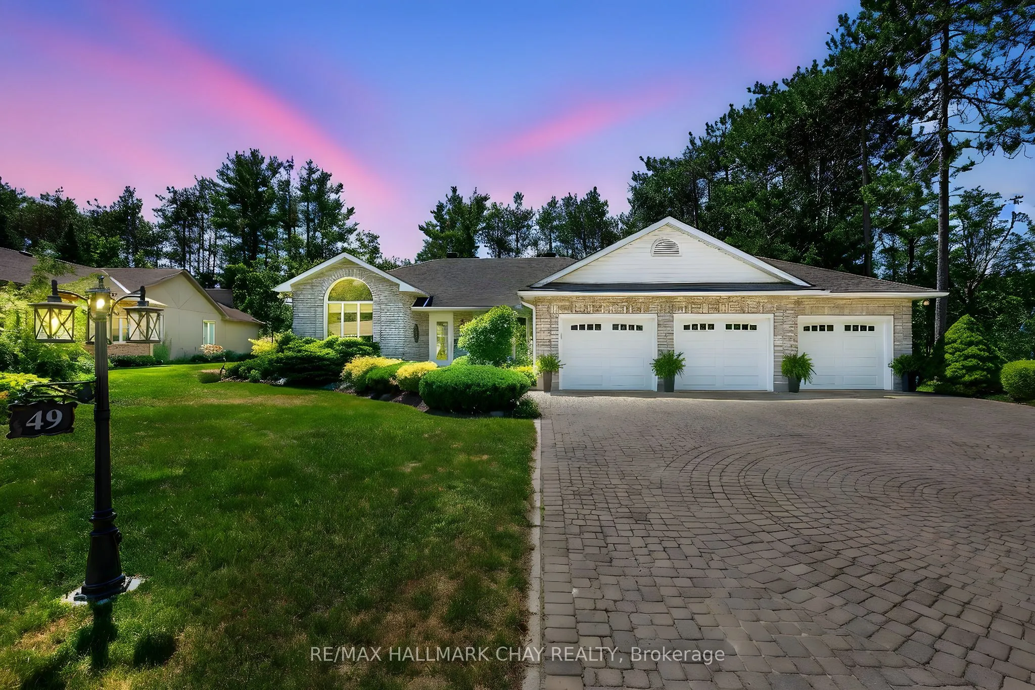 49 Fairway Court