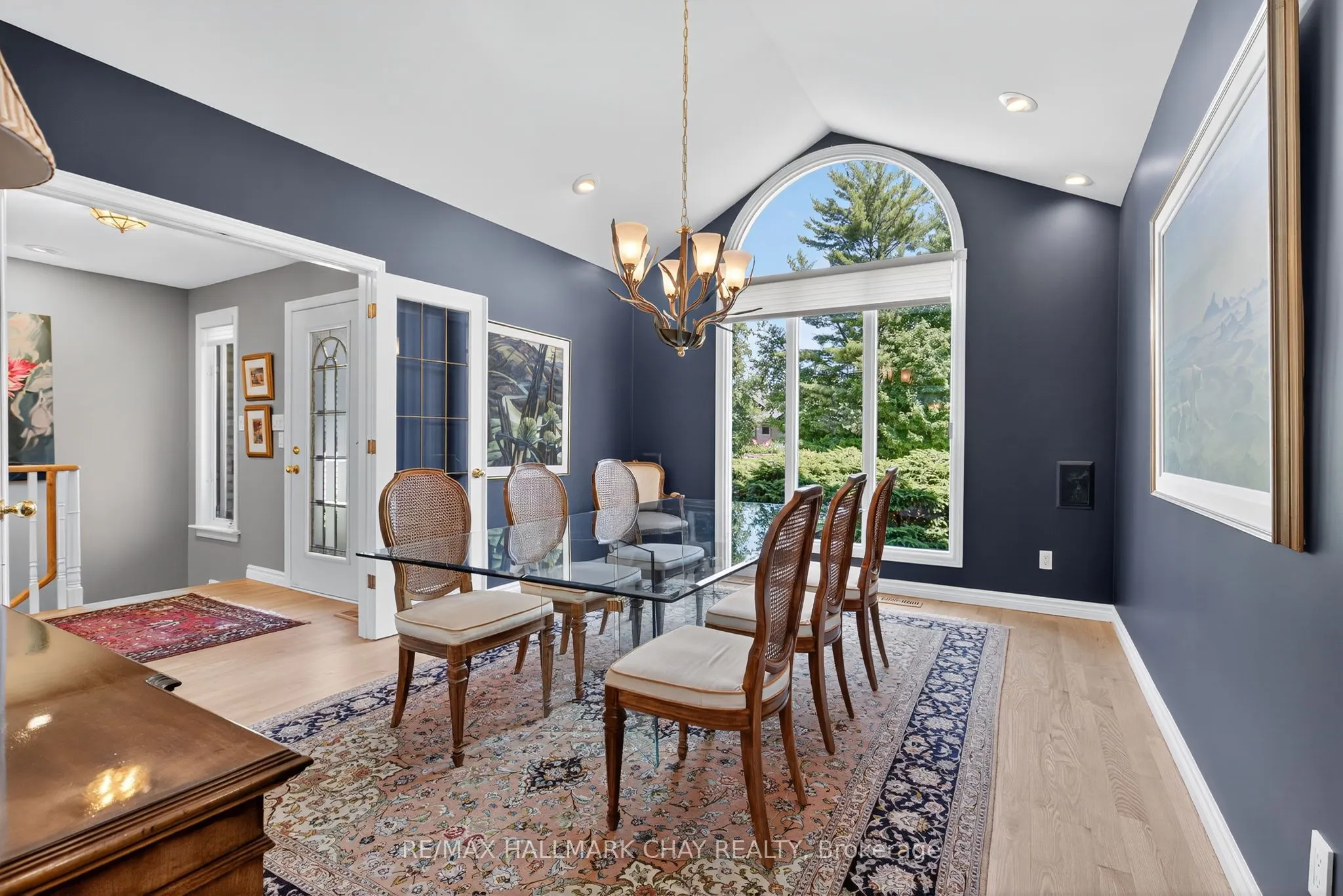49 Fairway Court