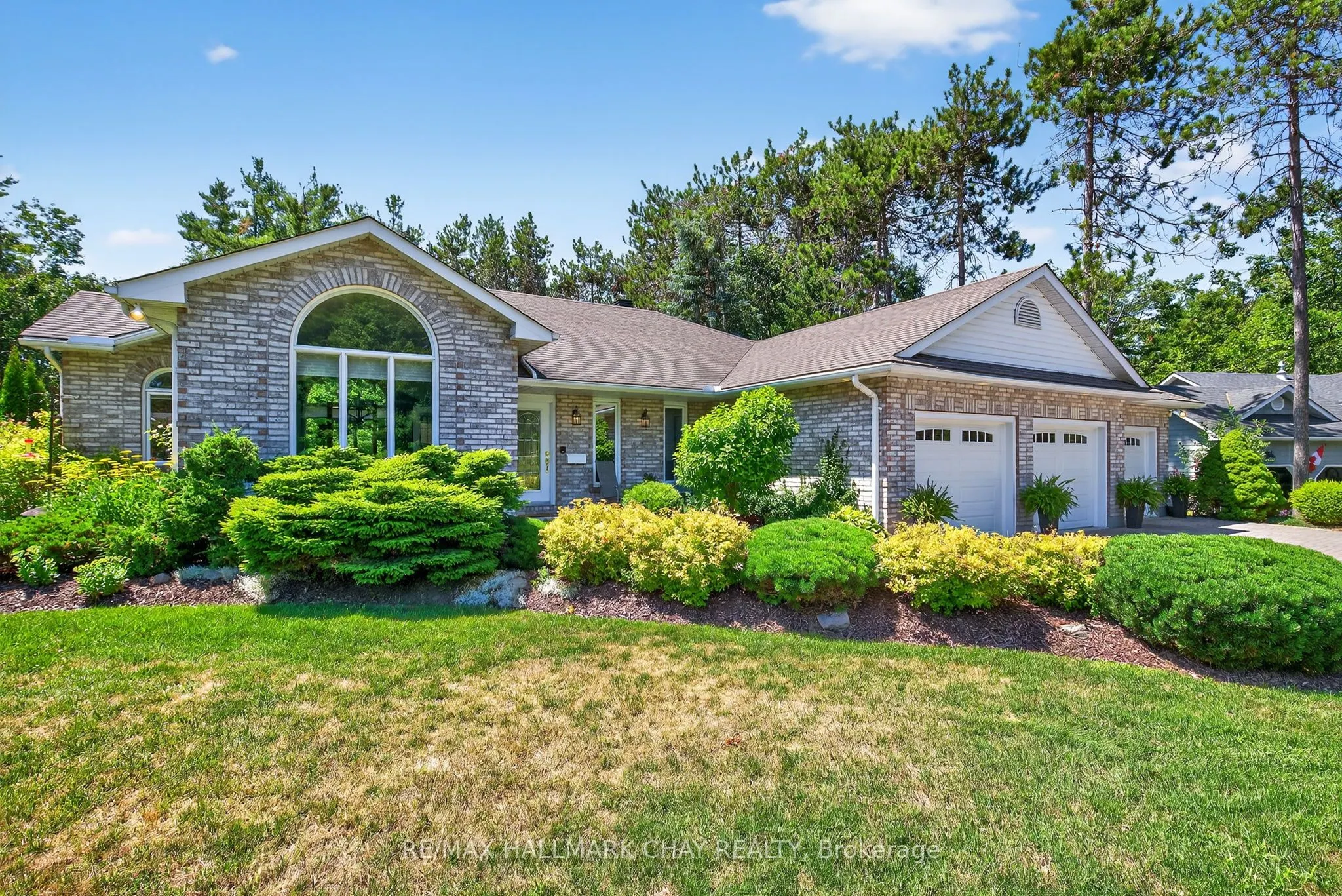 49 Fairway Court