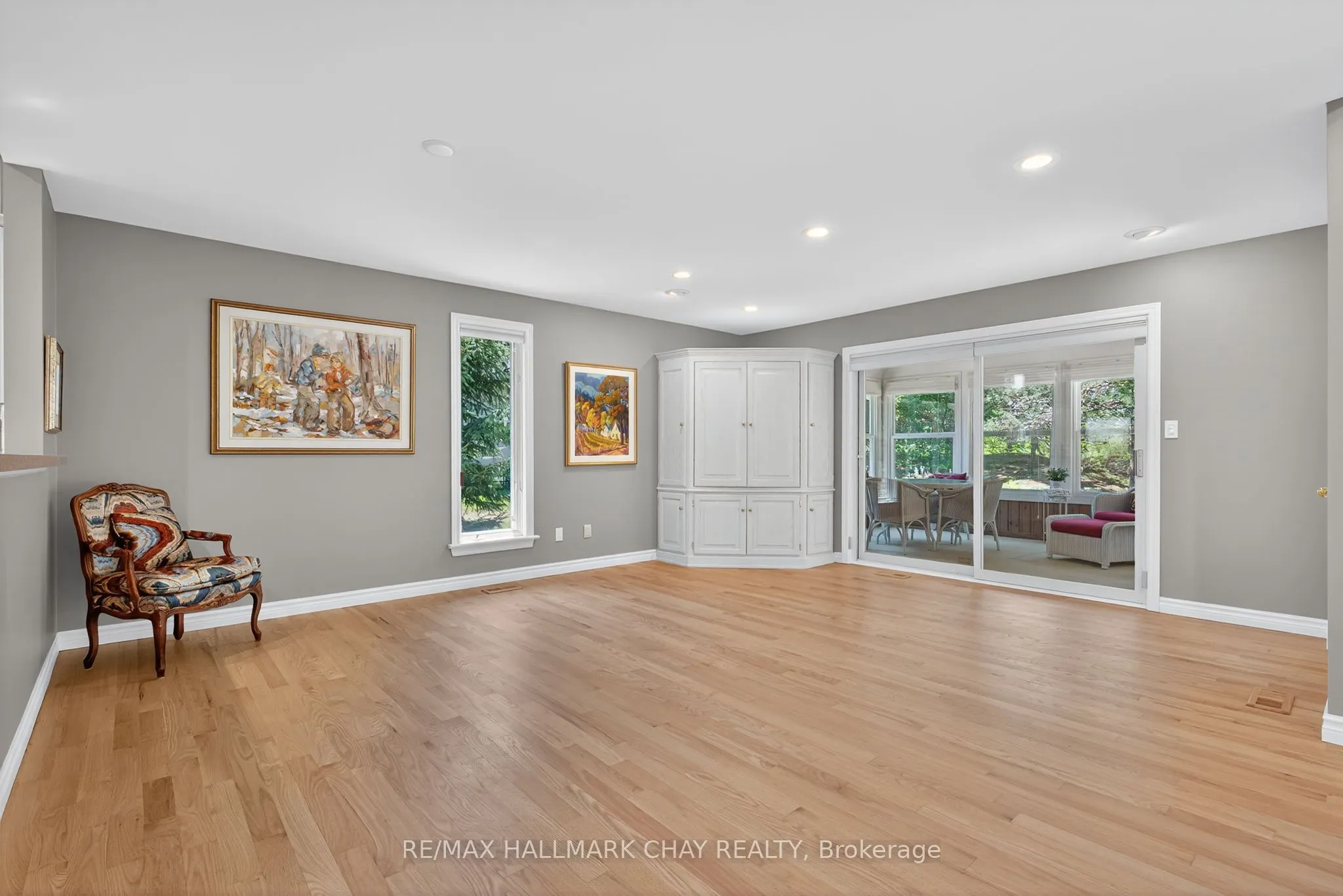 49 Fairway Court