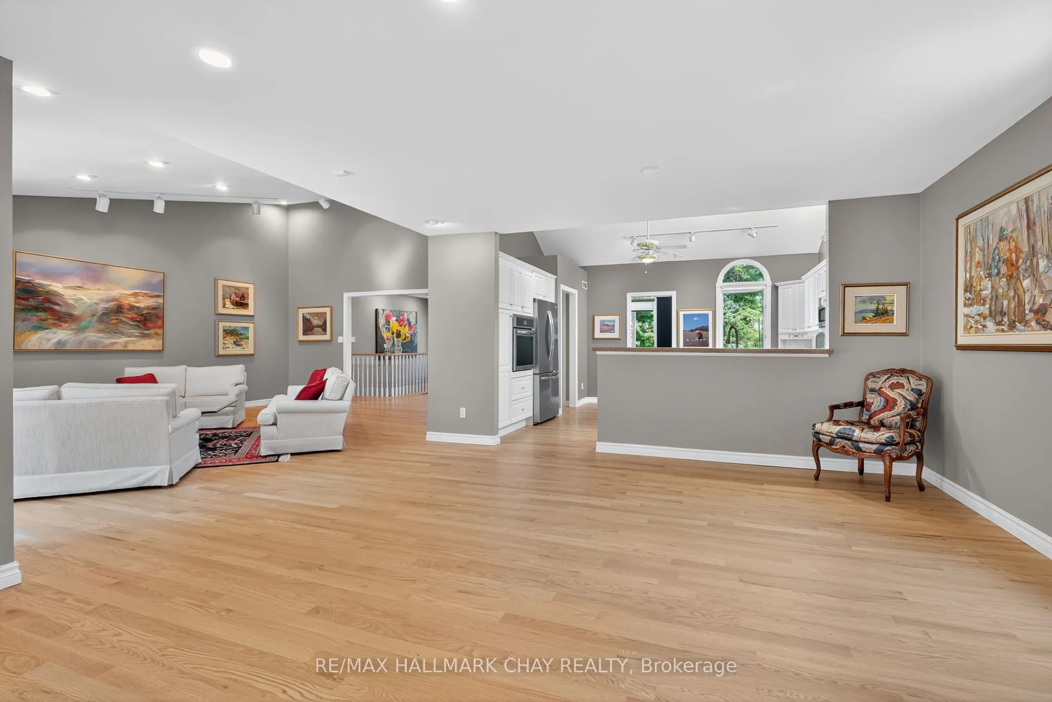 49 Fairway Court