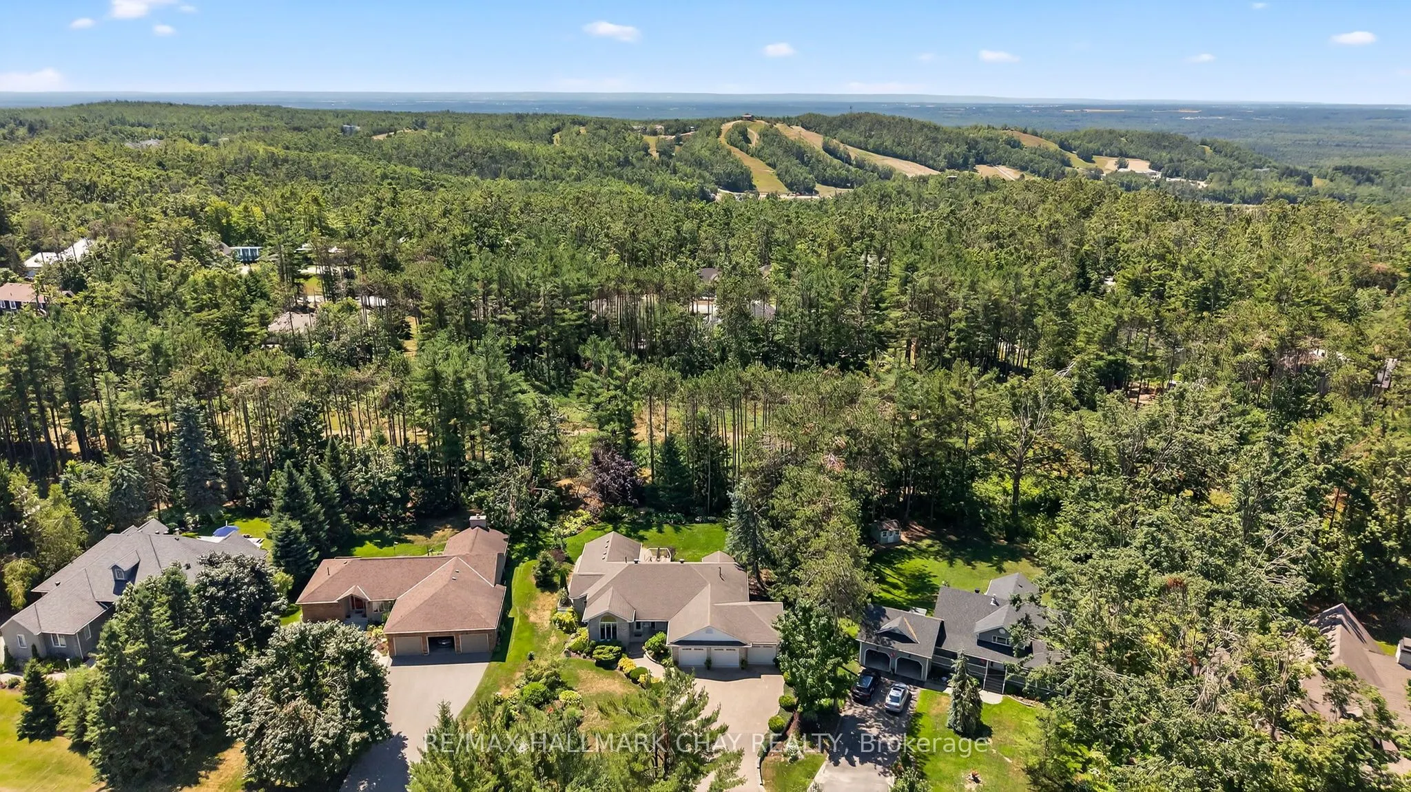49 Fairway Court