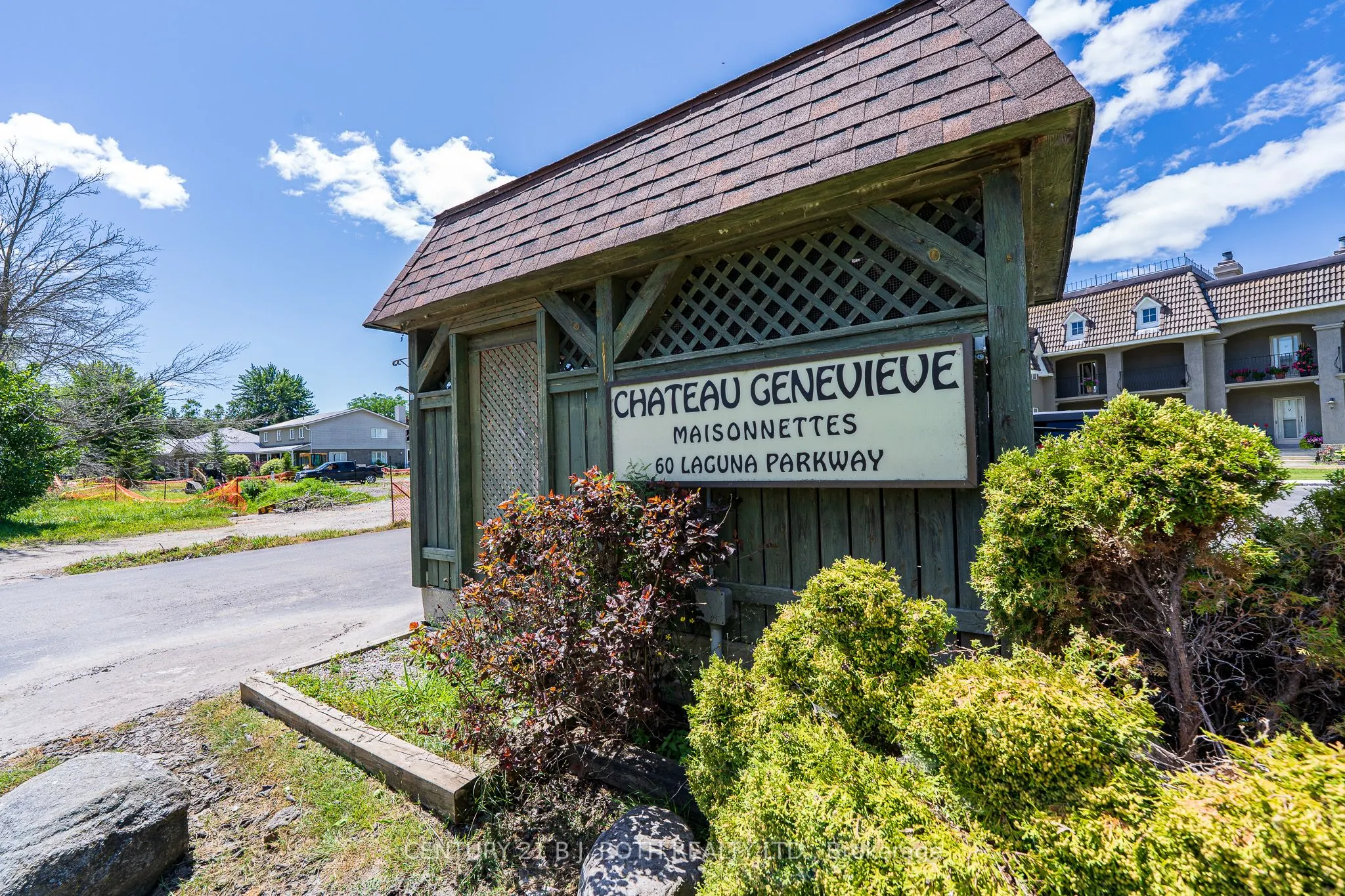 60 Laguna Parkway, #16