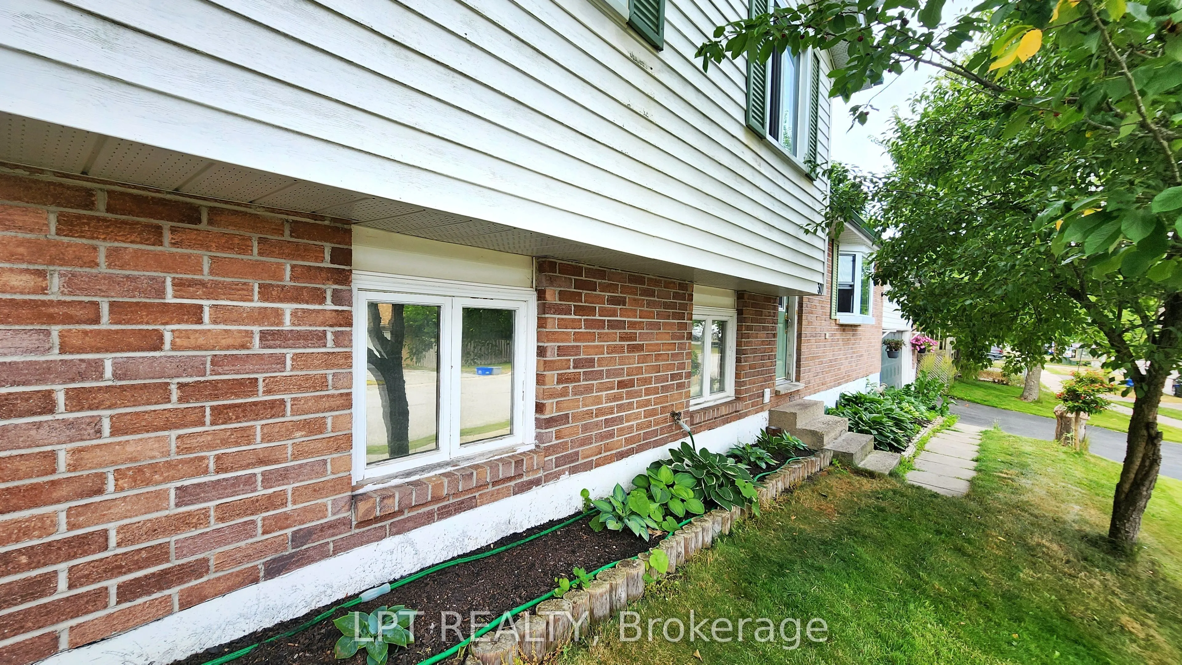30 McConkey Place