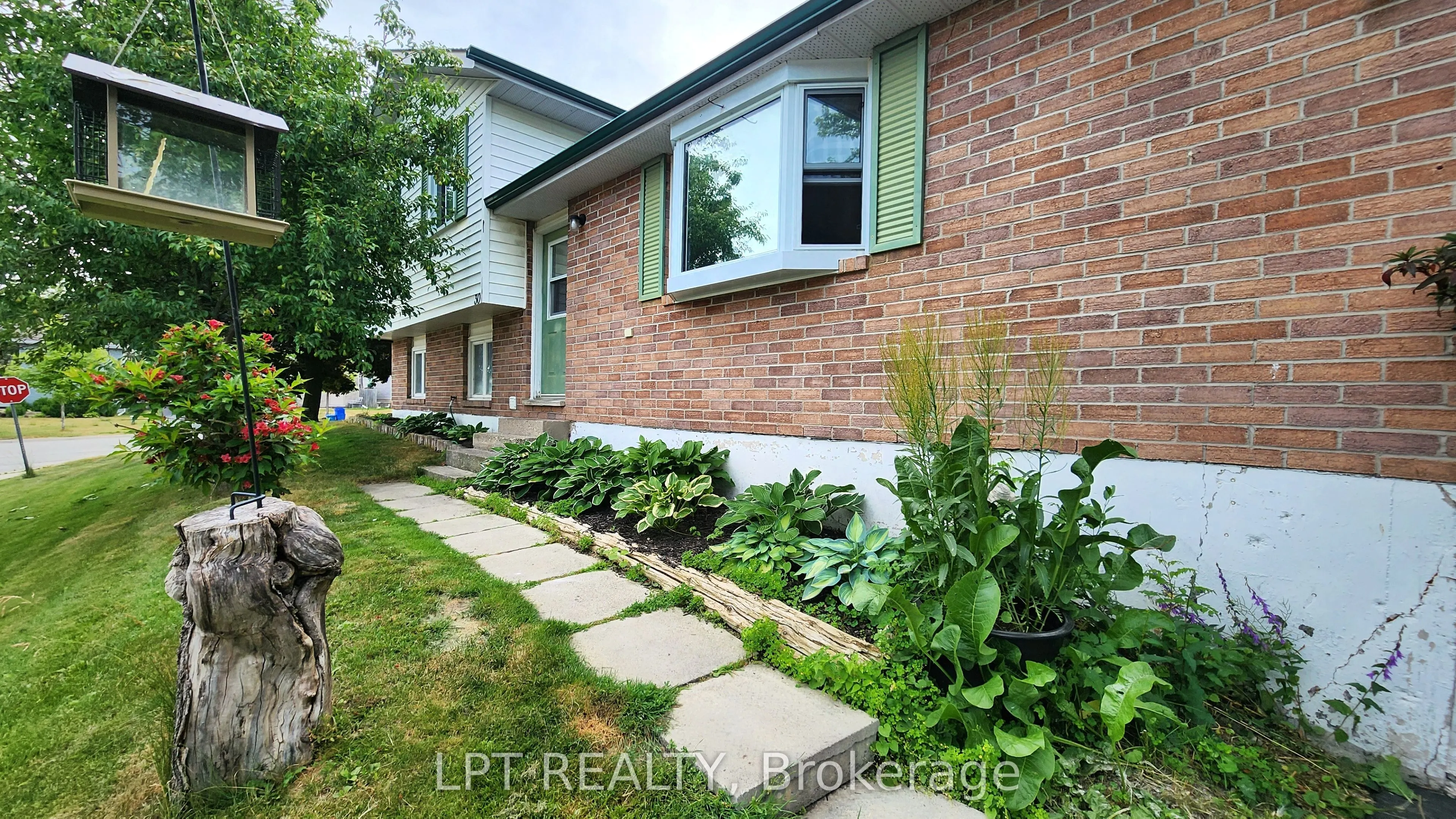 30 McConkey Place