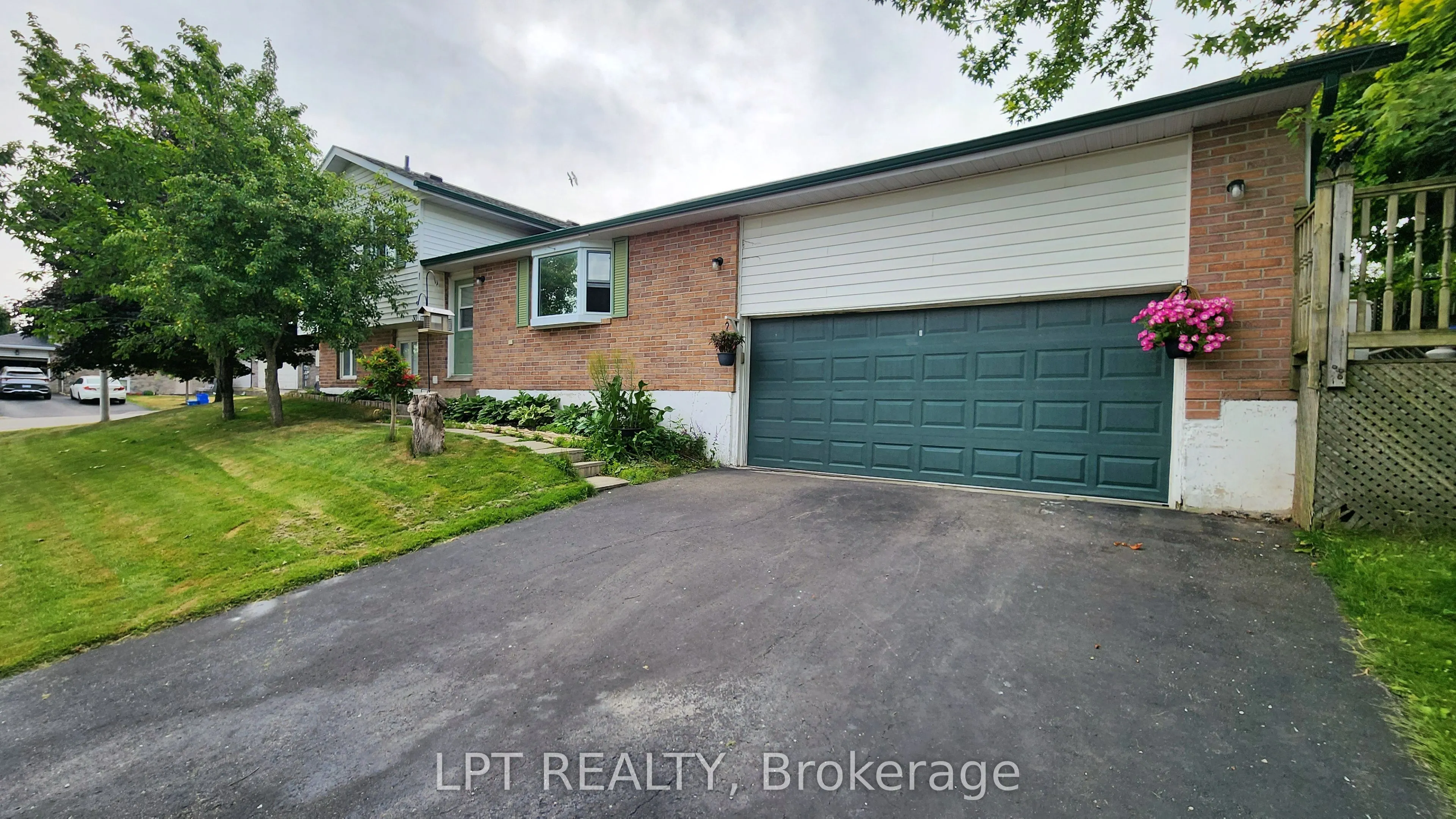 30 McConkey Place