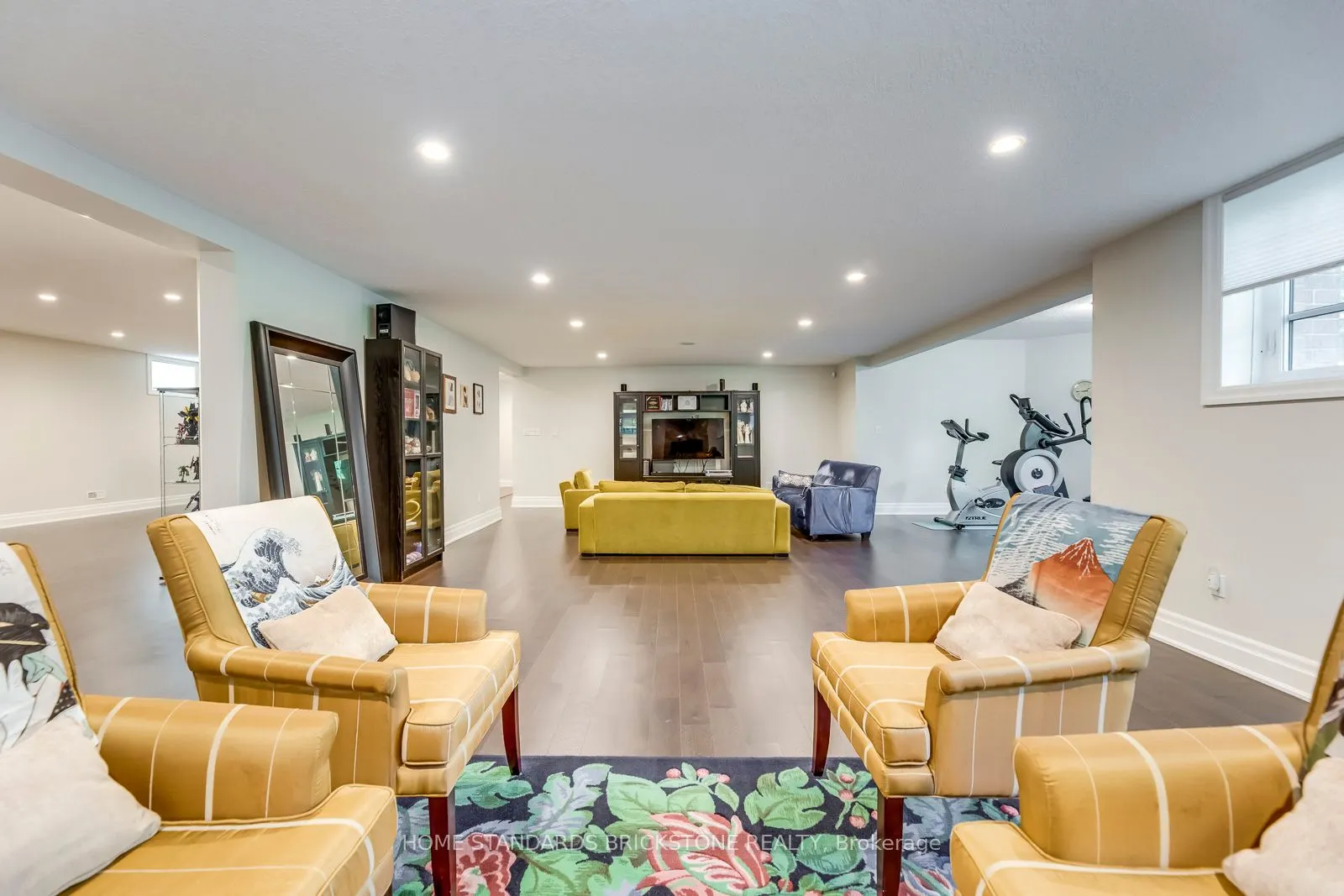 215 Dock Road