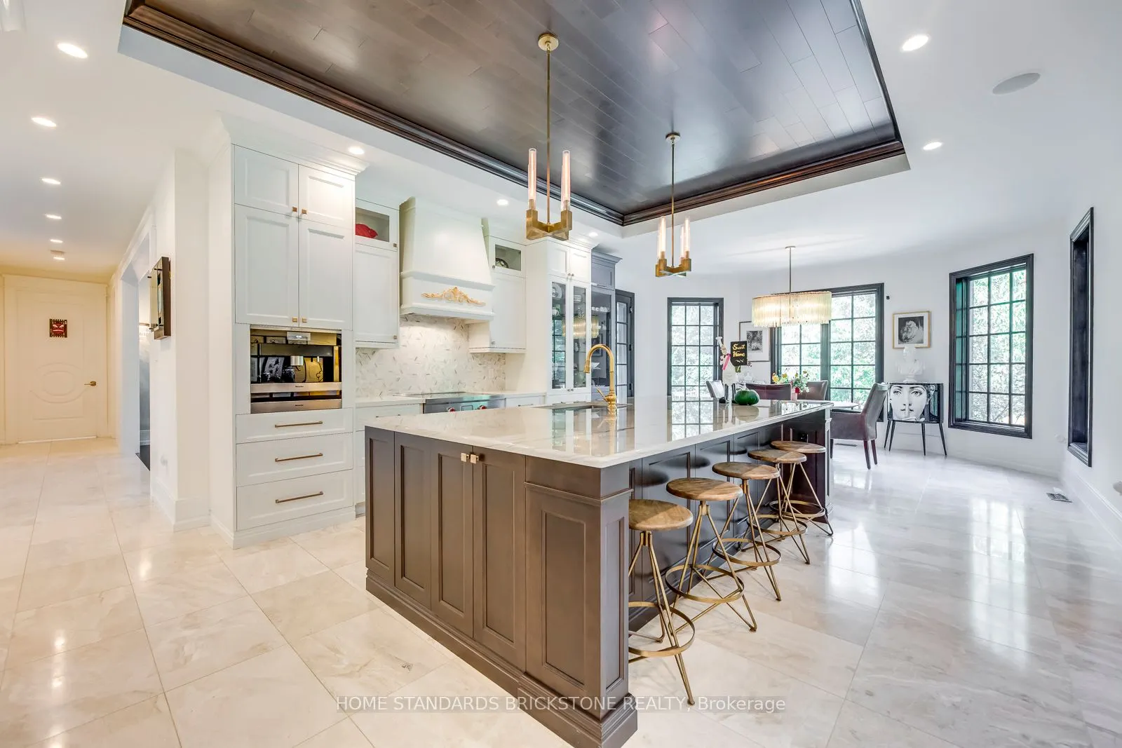 215 Dock Road