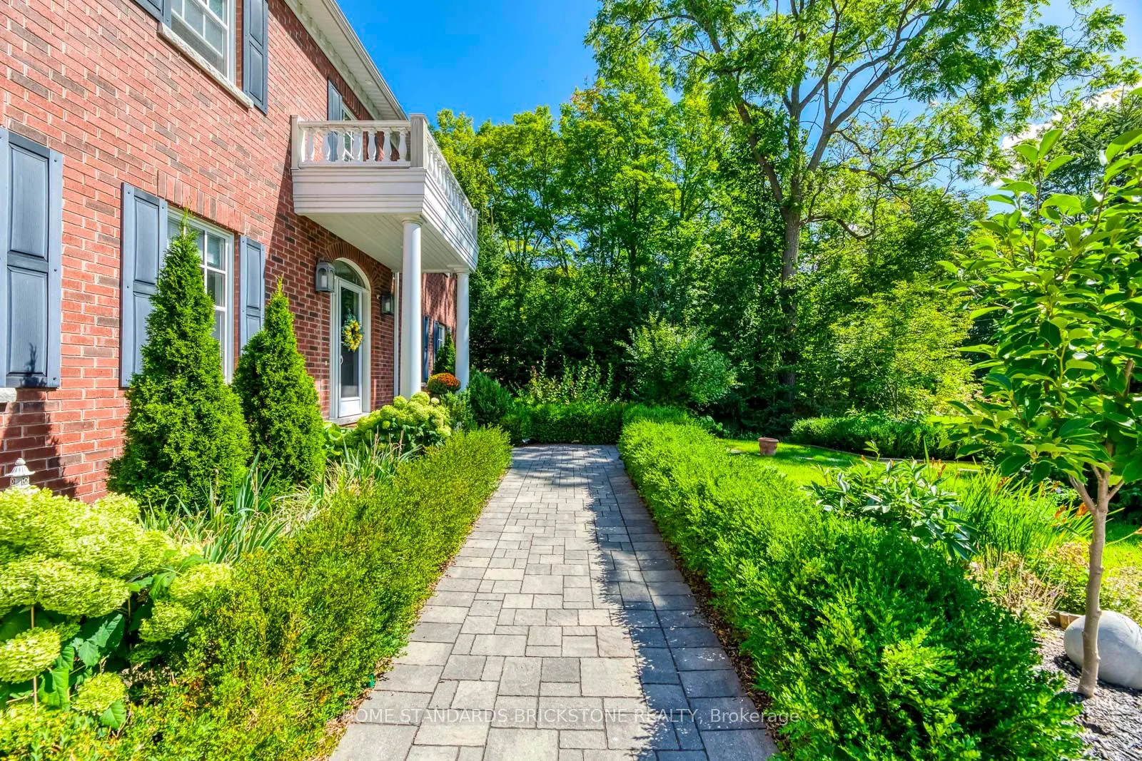 215 Dock Road