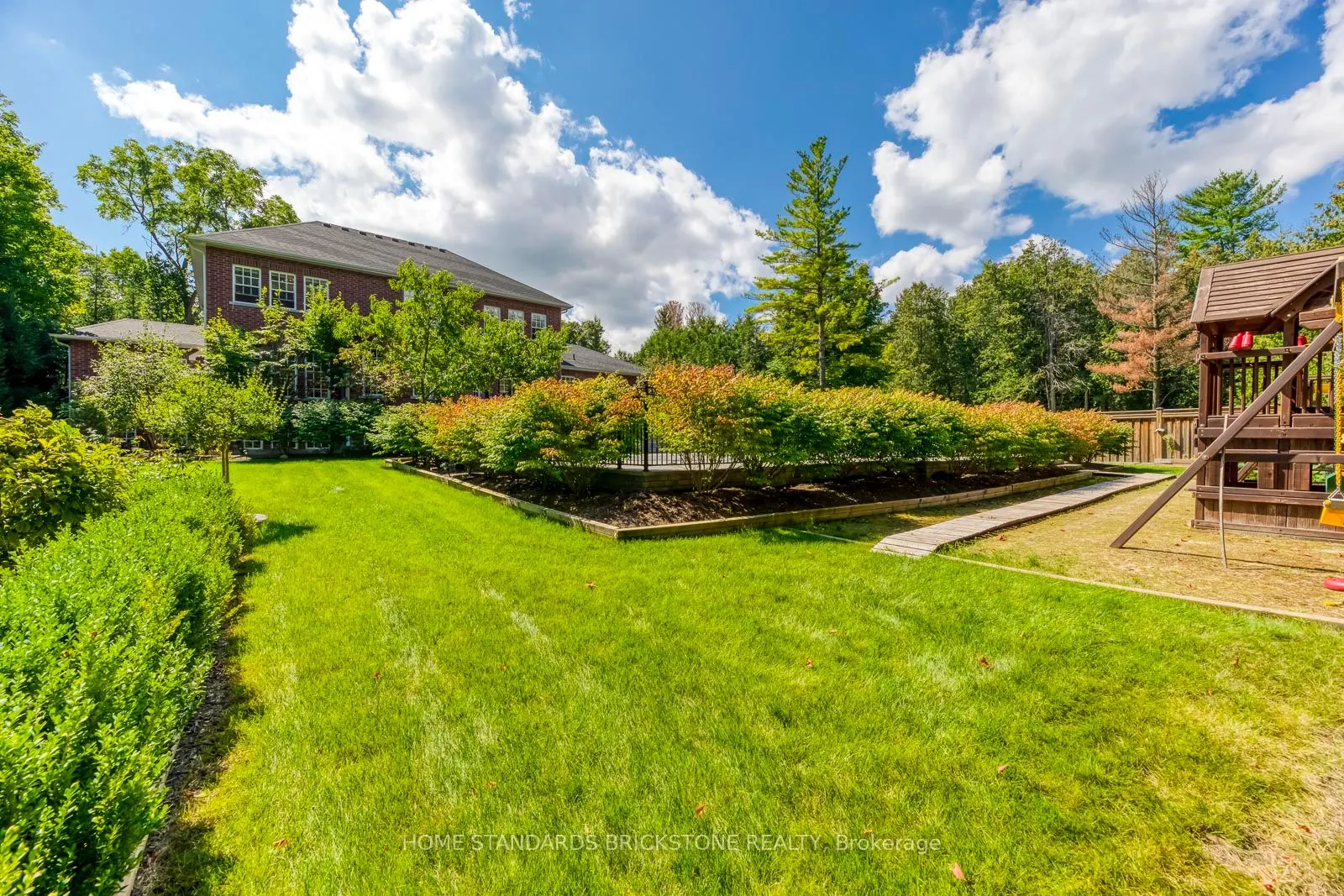 215 Dock Road