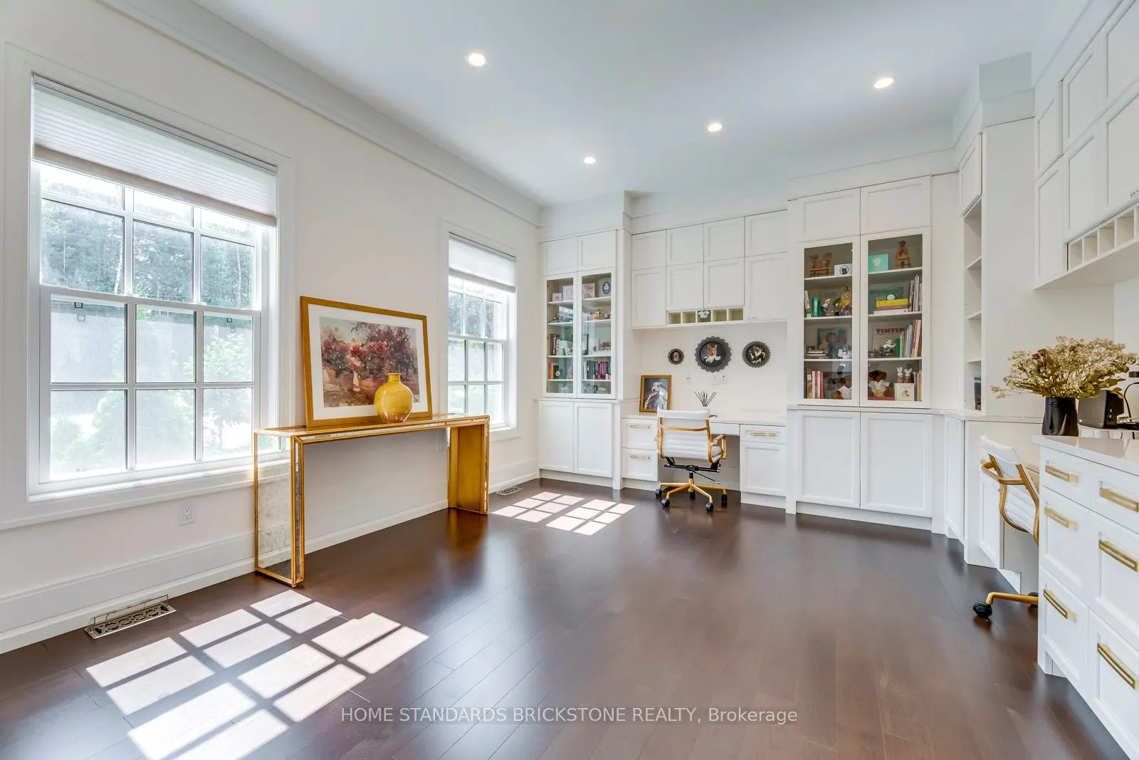 215 Dock Road
