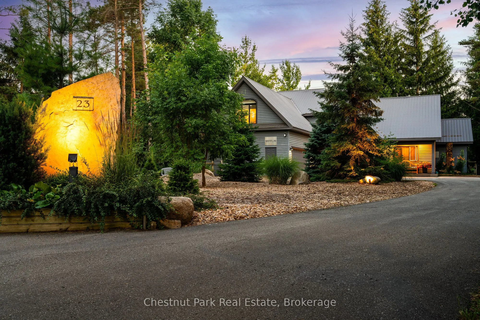 23 Forest Drive