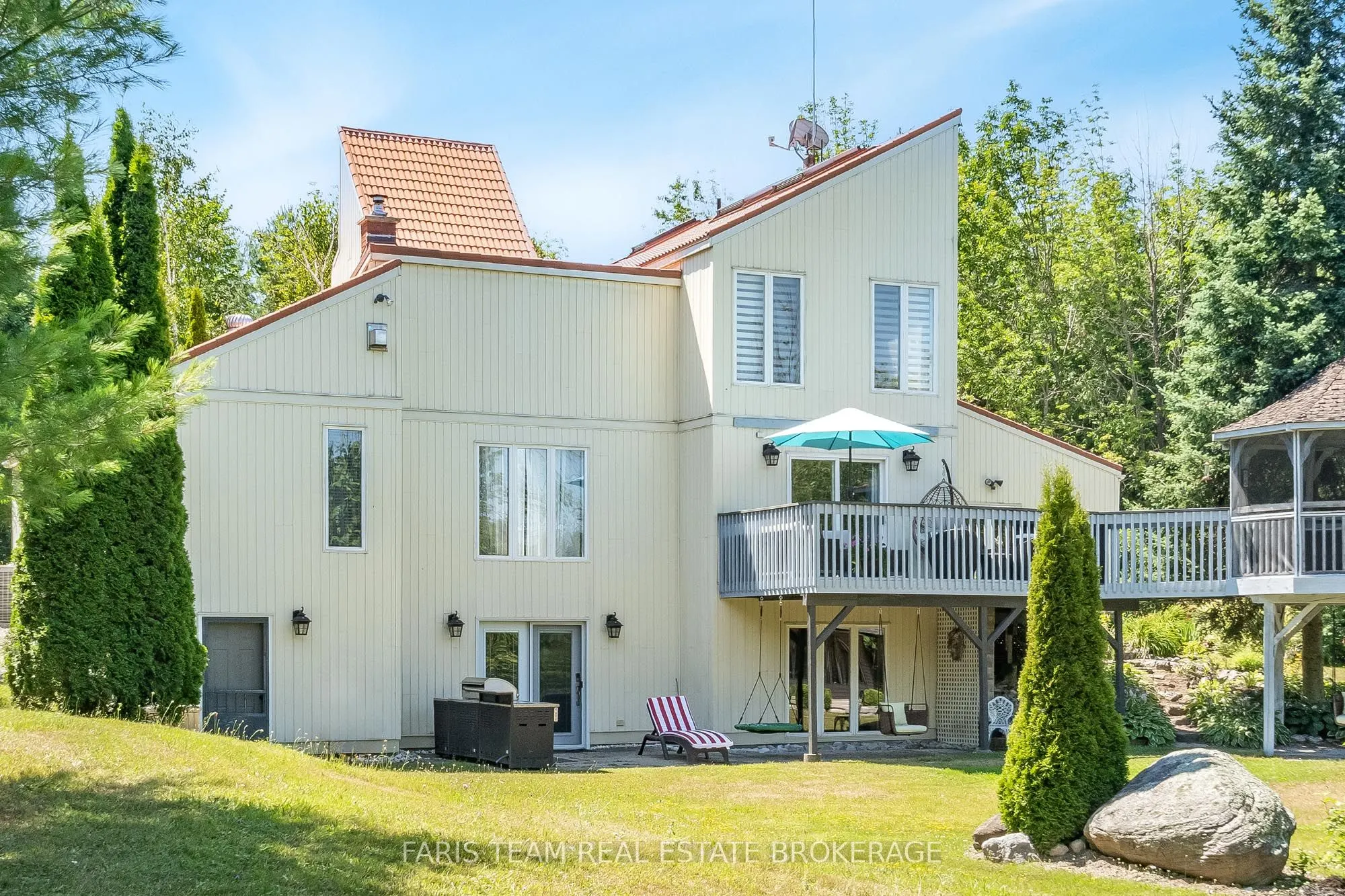 249 Medonte Sideroad 2