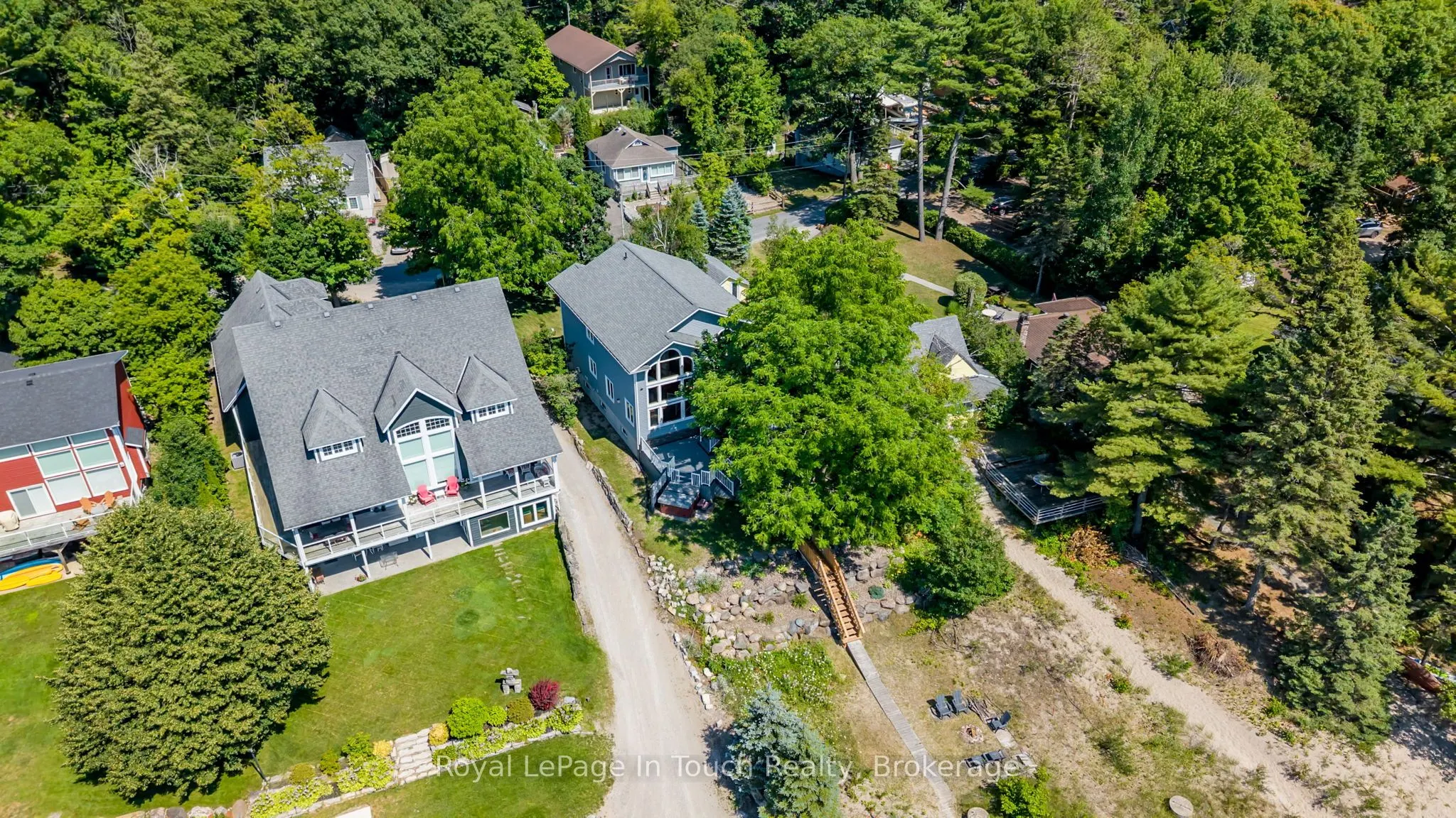 44 Tiny Beaches Road S
