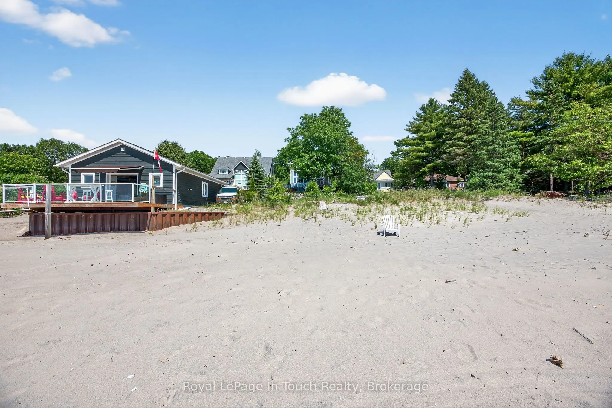 44 Tiny Beaches Road S