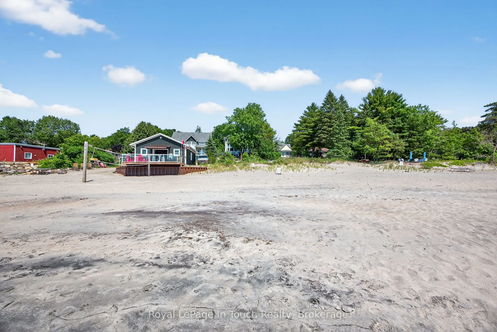 44 Tiny Beaches Road S