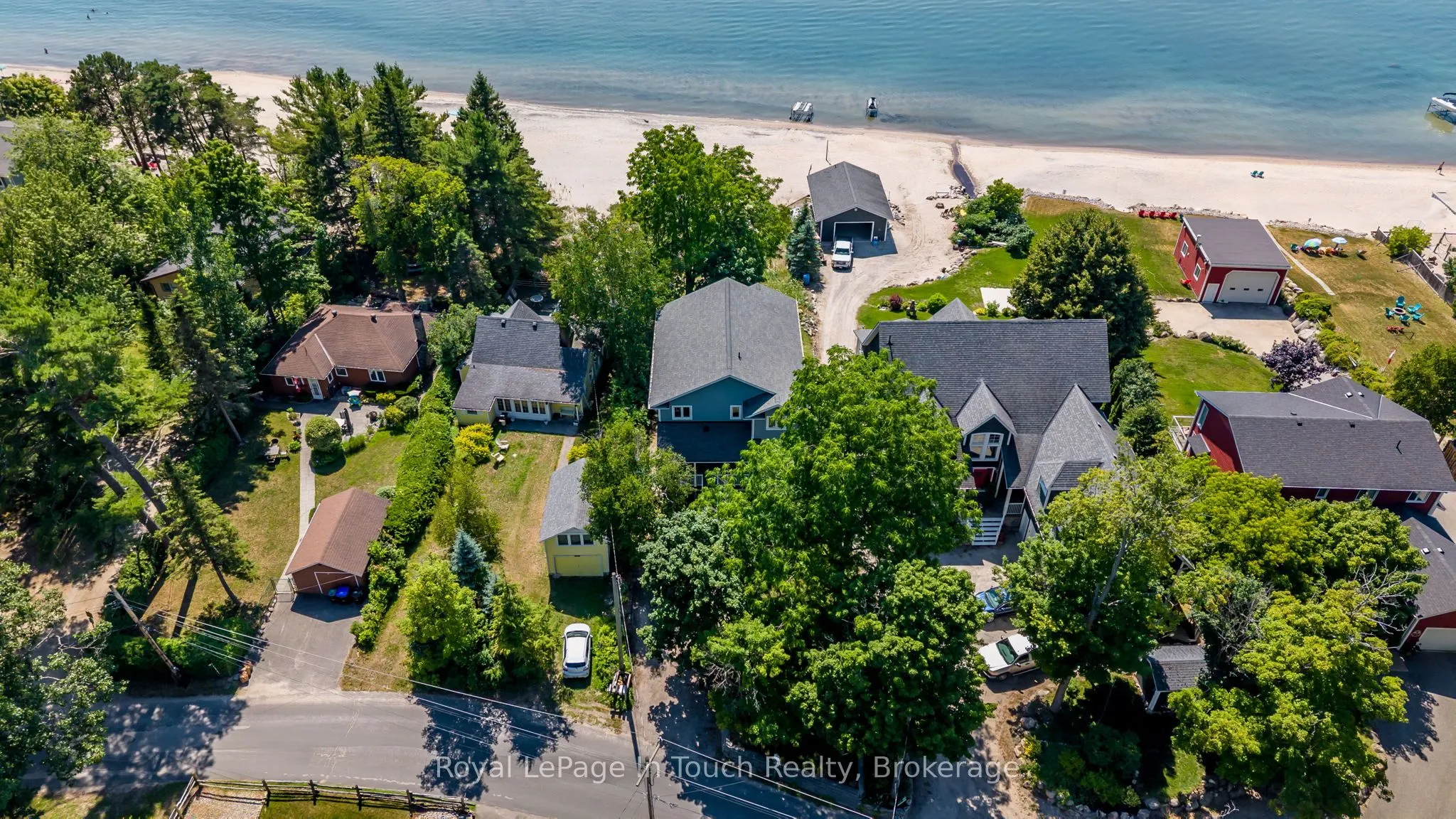 44 Tiny Beaches Road S