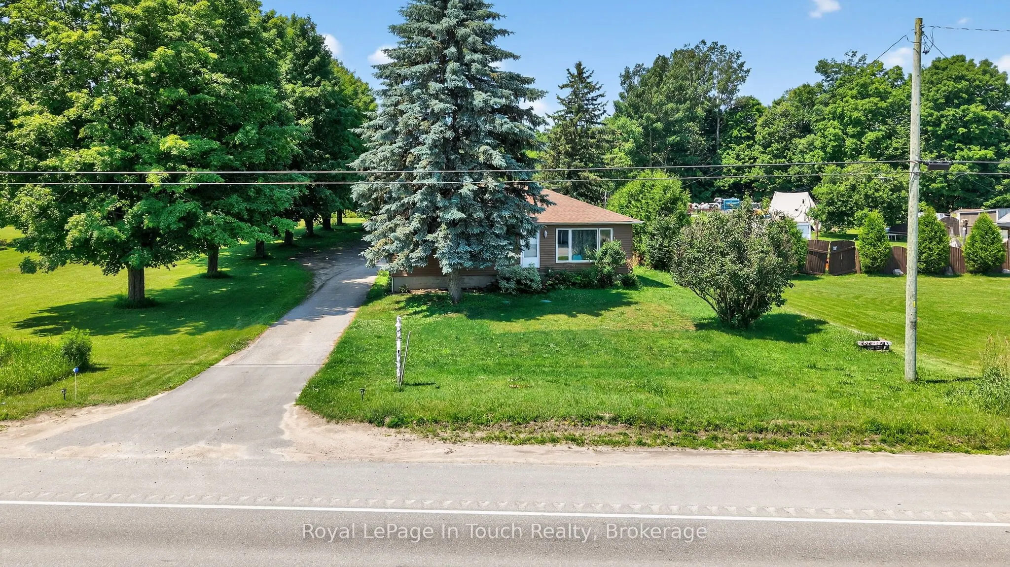 8906 County Road 93