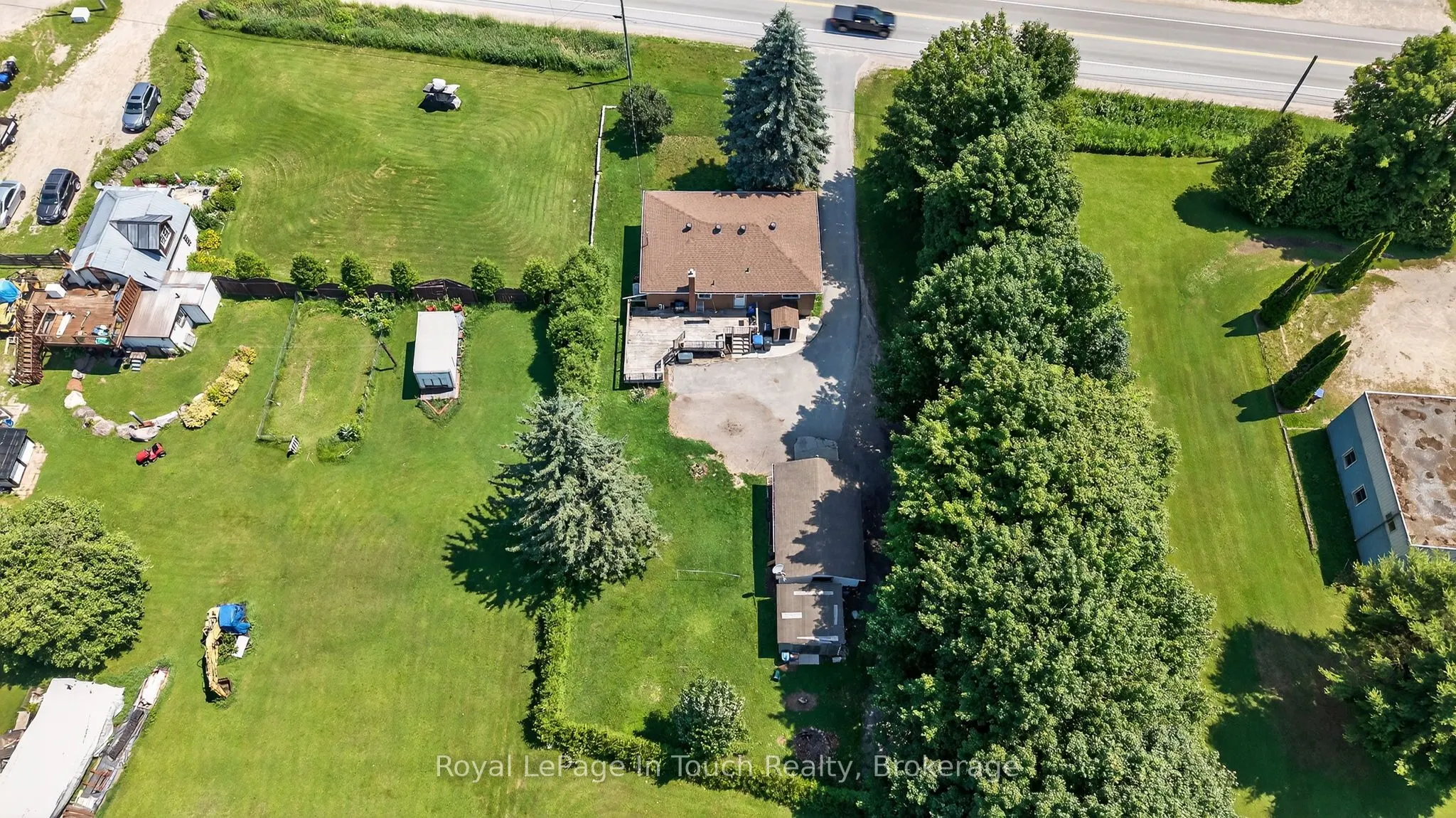 8906 County Road 93