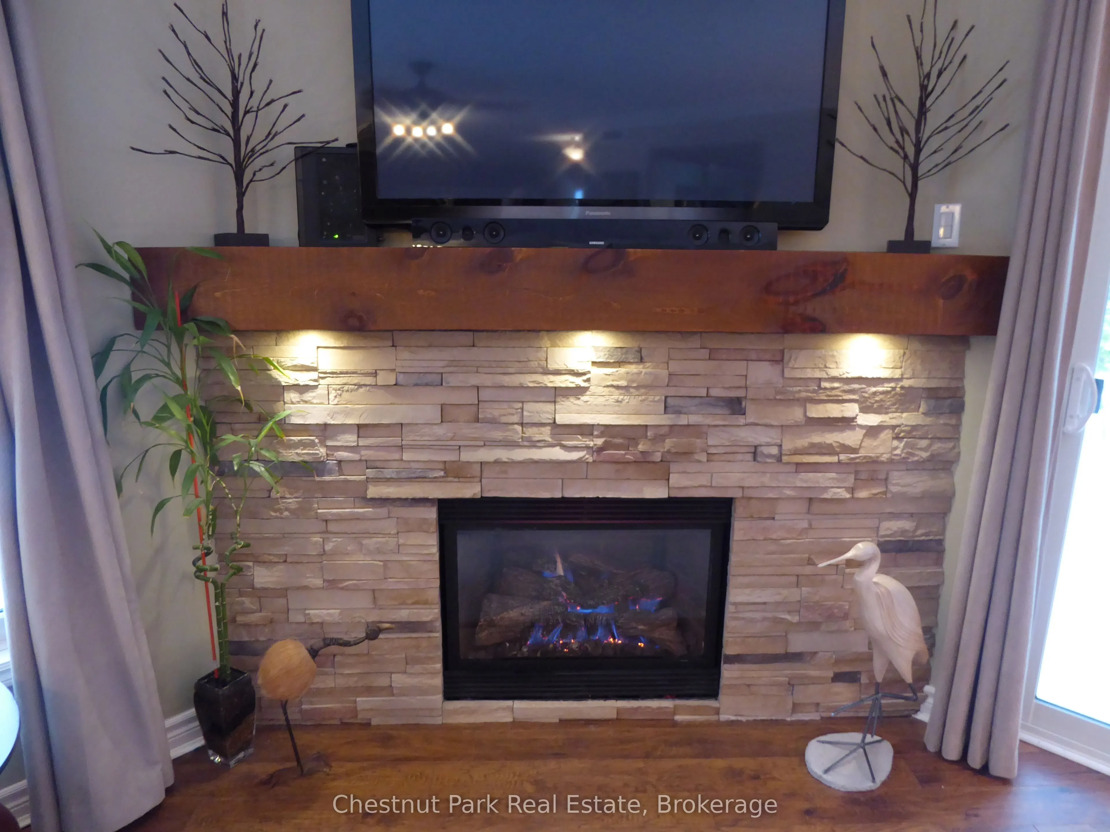 906 Cedar Pointe Court, #1