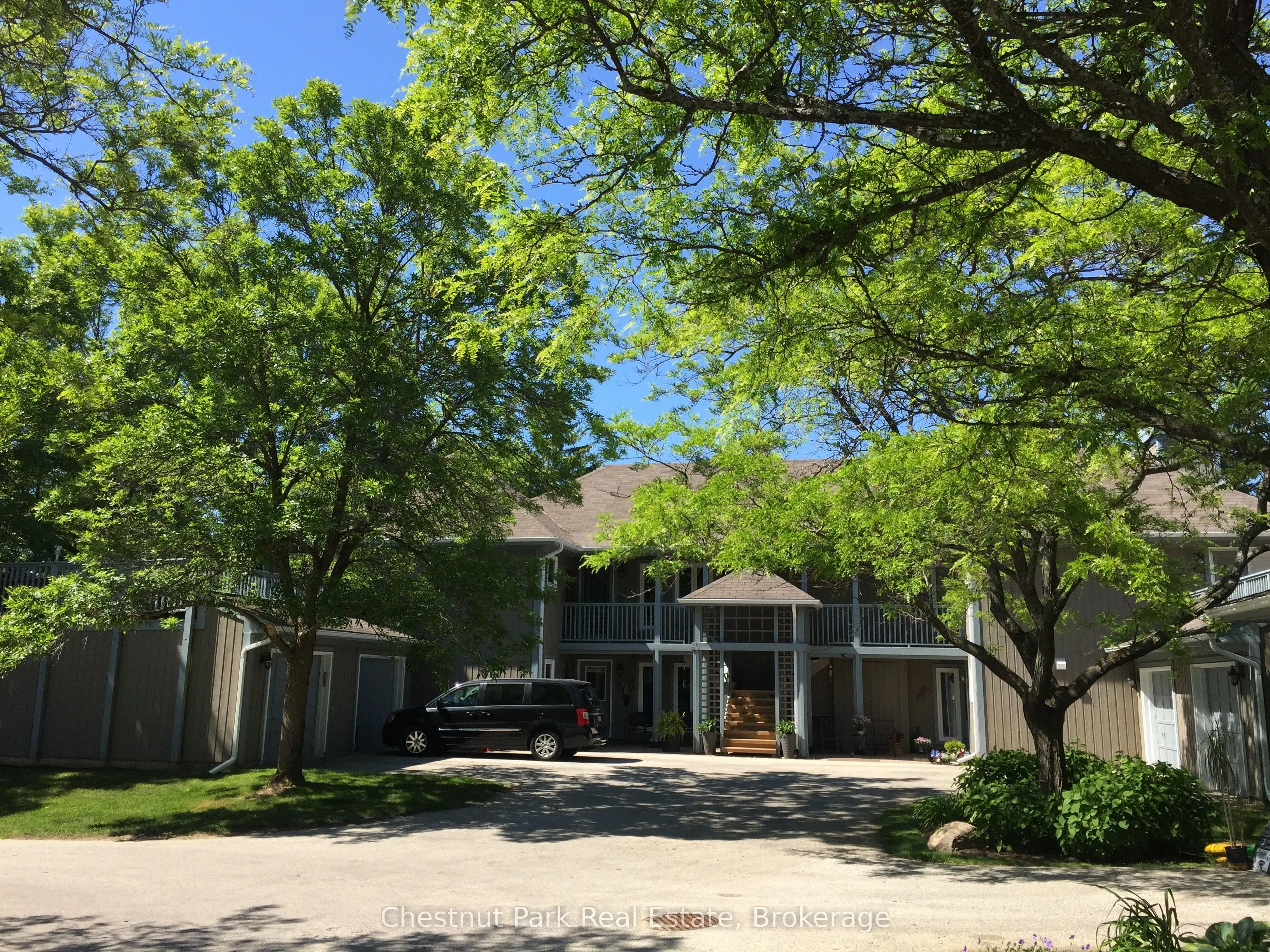 906 Cedar Pointe Court, #1