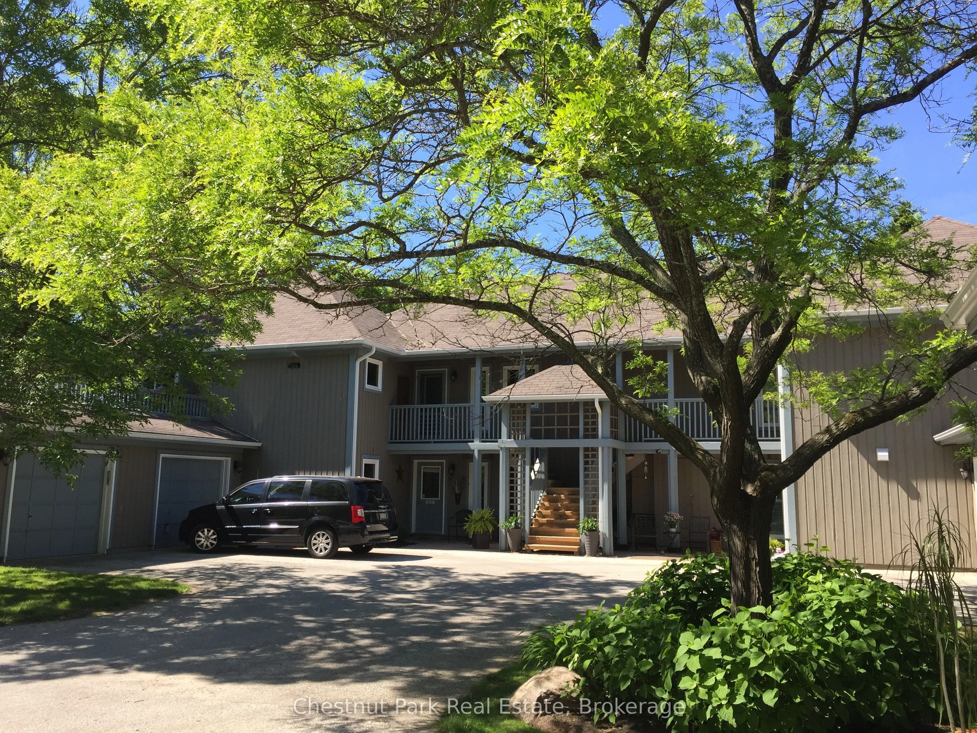 906 Cedar Pointe Court, #1