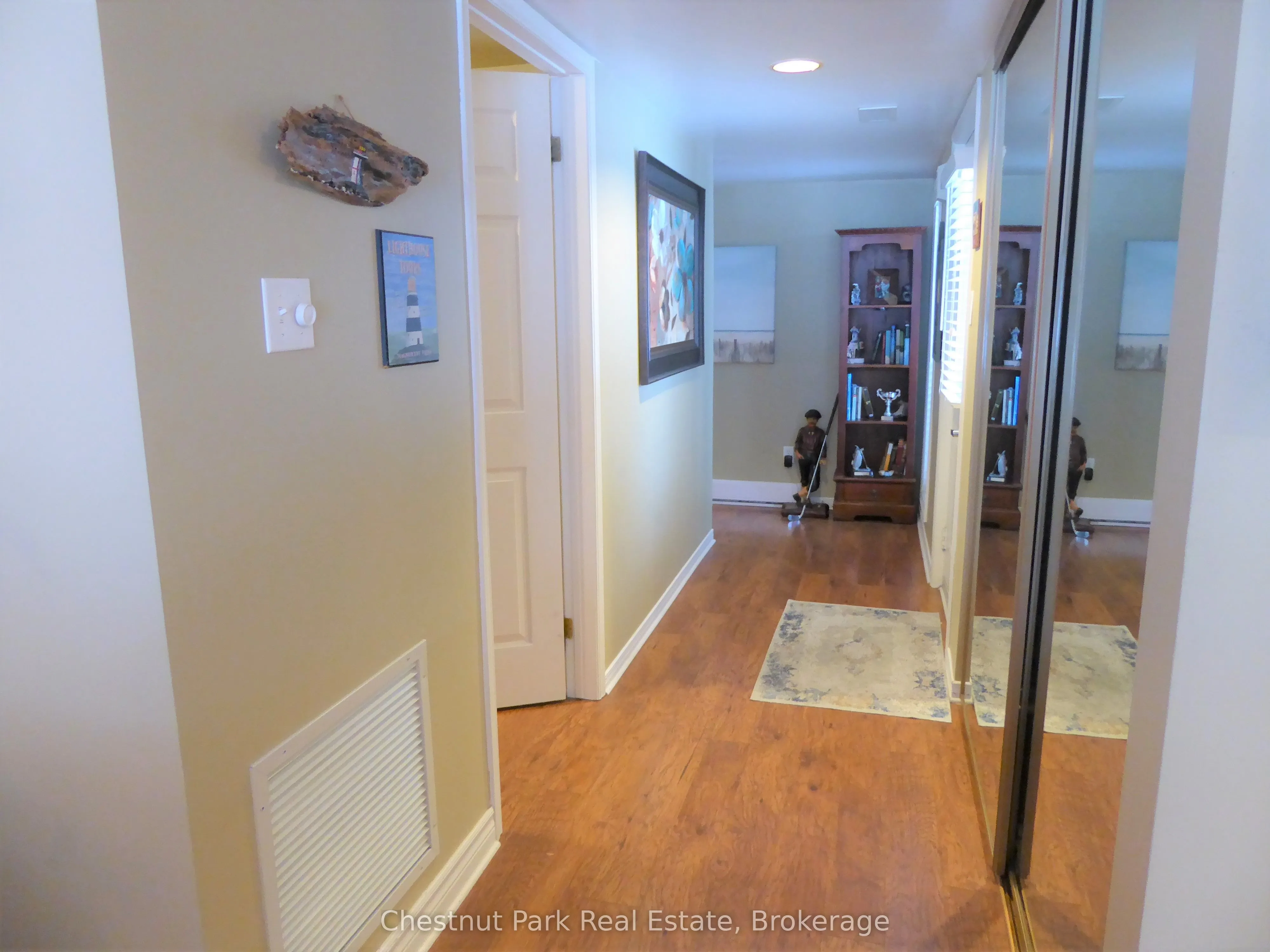 906 Cedar Pointe Court, #1