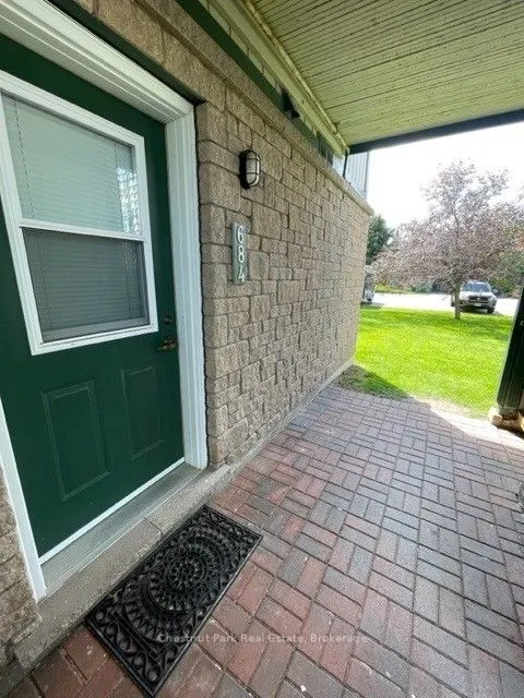 684 Johnston Park Avenue, #14
