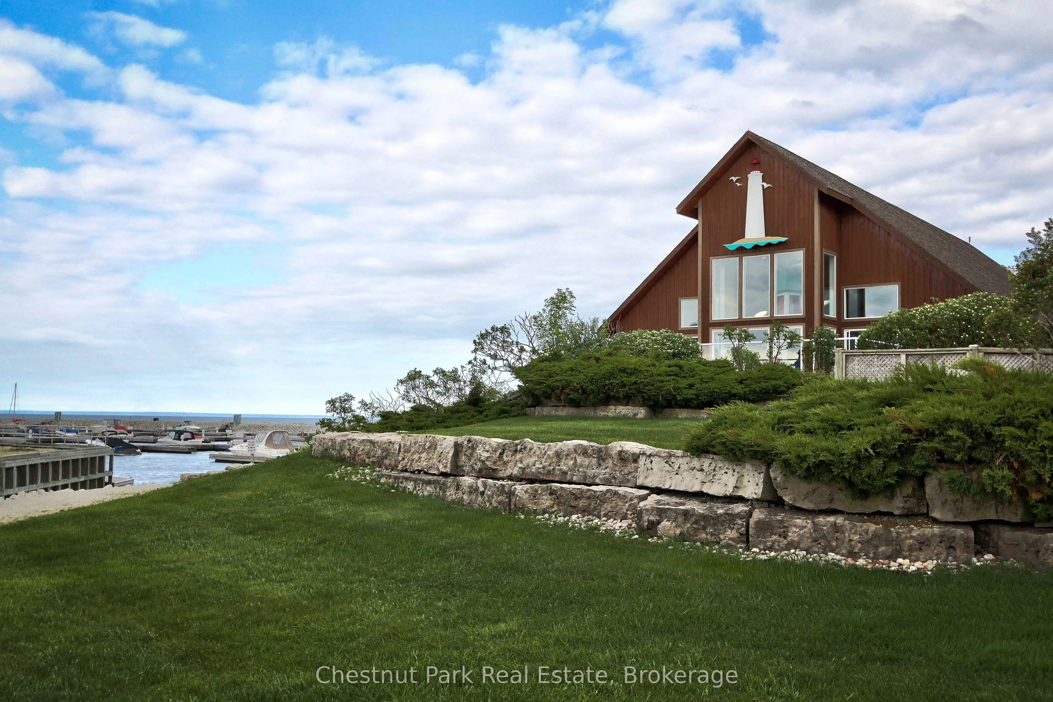 684 Johnston Park Avenue, #14