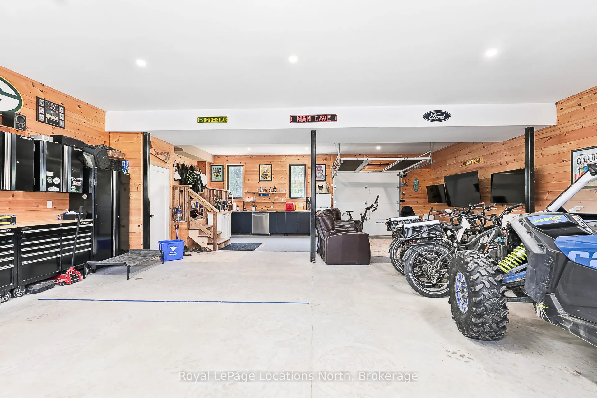 39 Silvercreek Drive