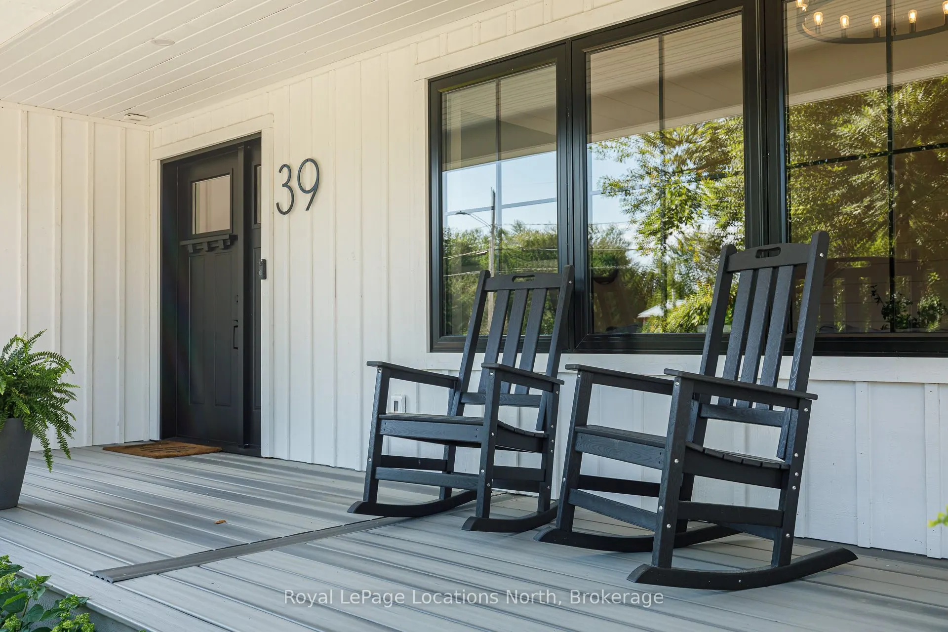 39 Silvercreek Drive