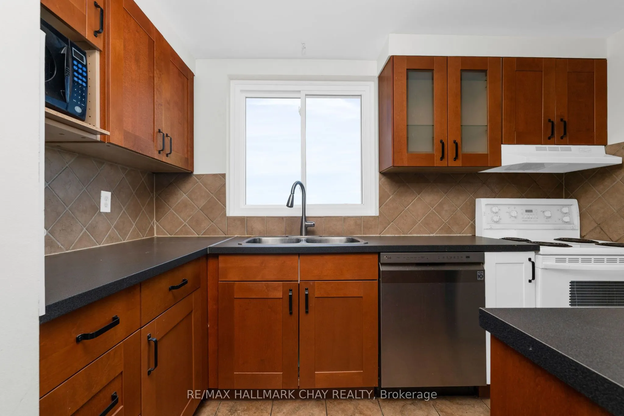 414 Blake Street, #803