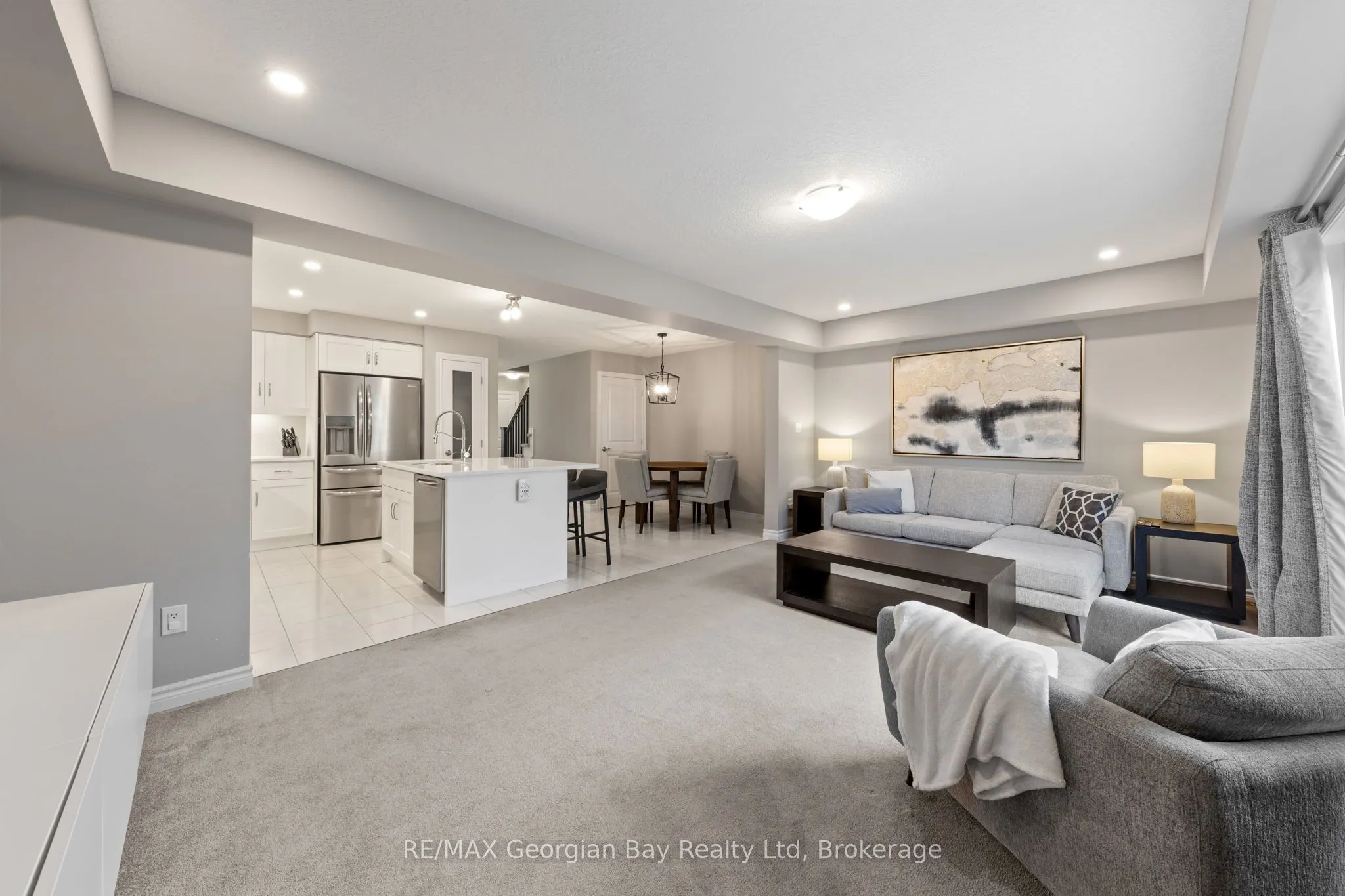 964 WRIGHT Drive