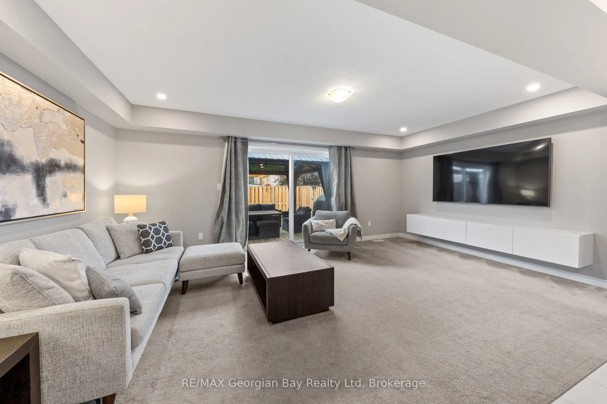 964 WRIGHT Drive