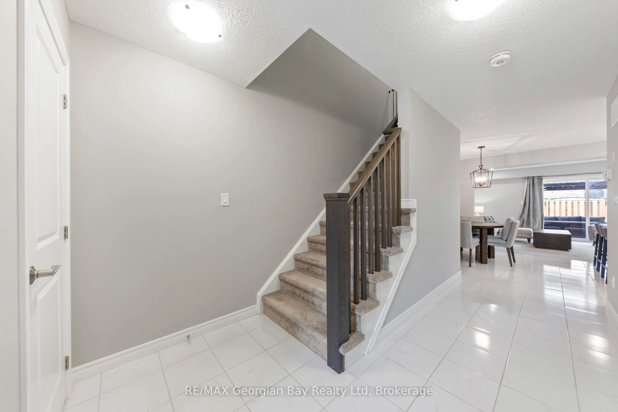 964 WRIGHT Drive
