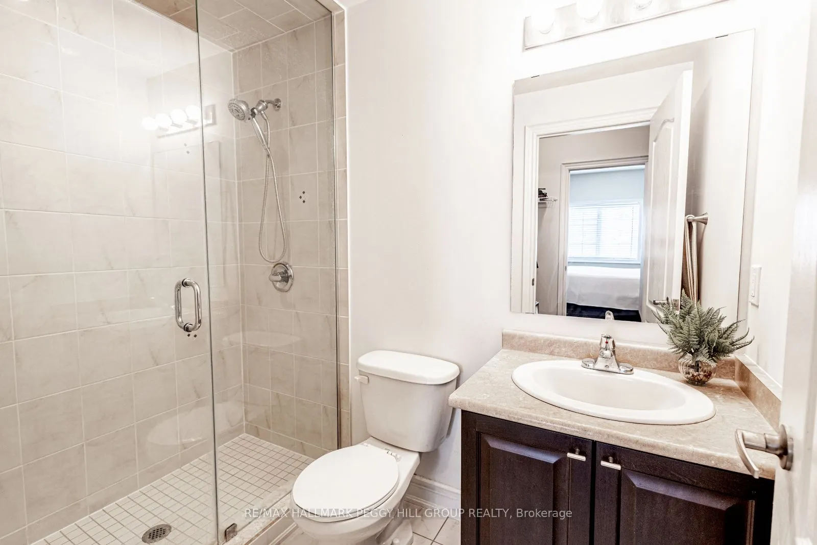 43 Ferndale Drive S, #305