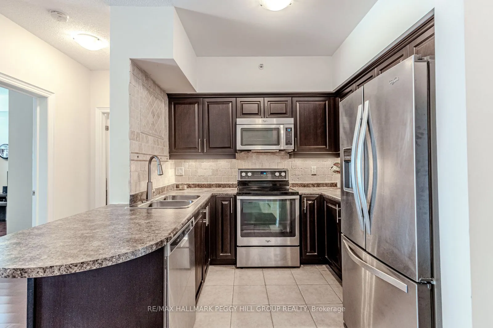 43 Ferndale Drive S, #305