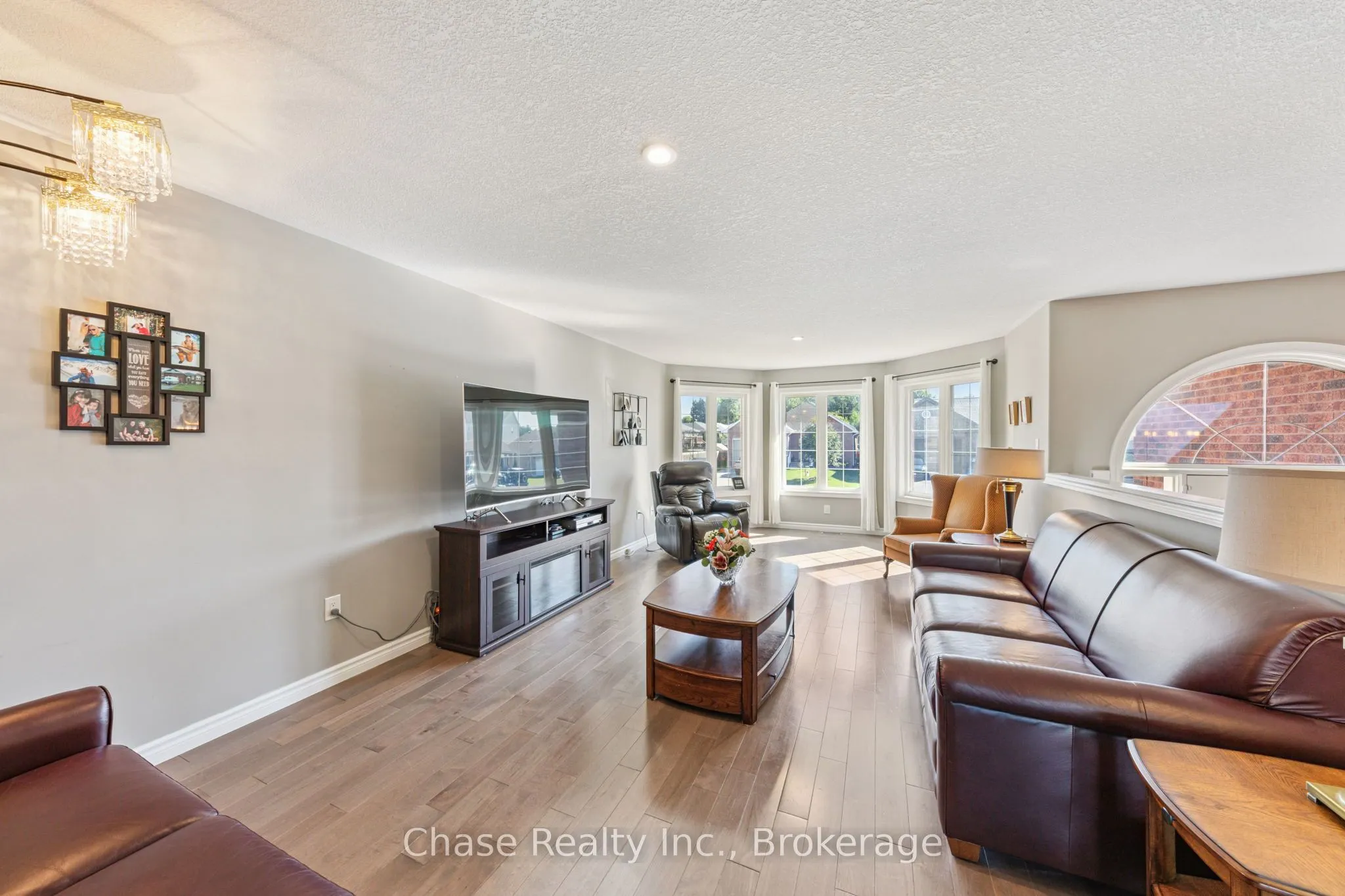 18 St Amant Road