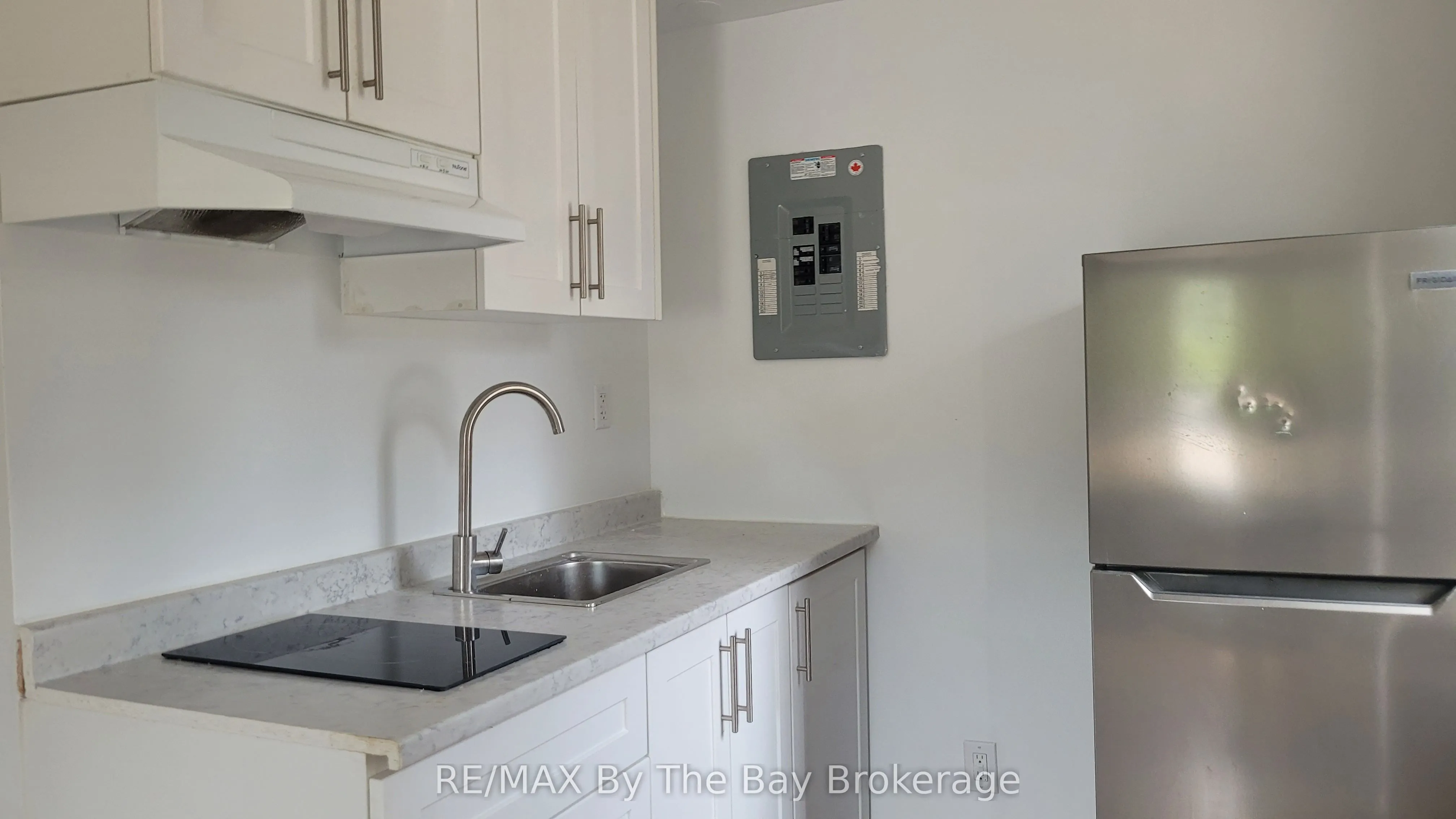 280 RIVER Road E, #D04