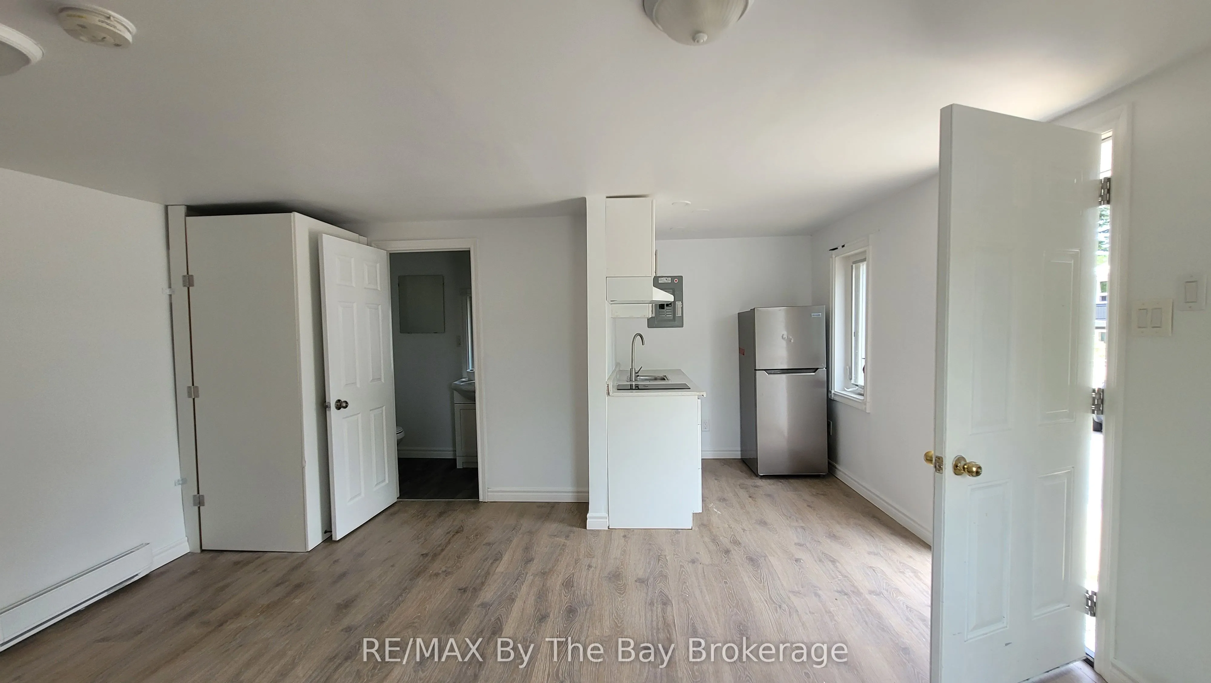 280 RIVER Road E, #D04