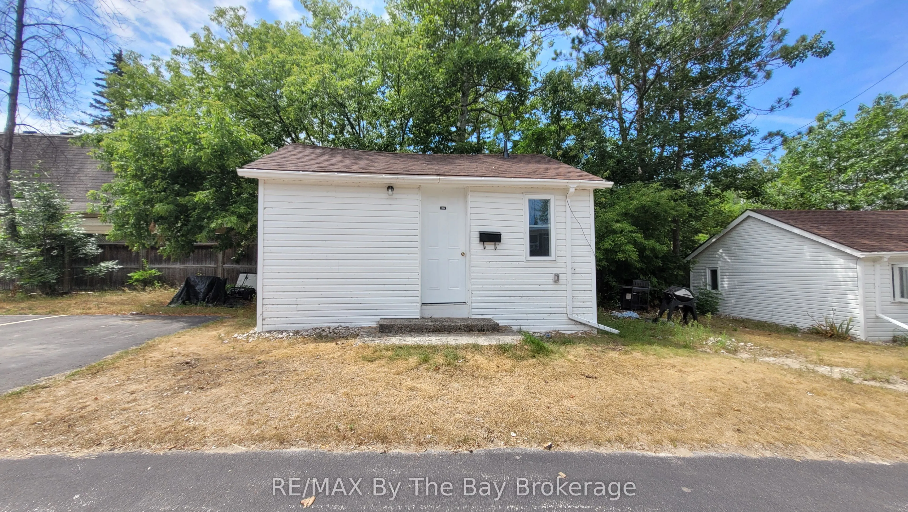 280 RIVER Road E, #D04