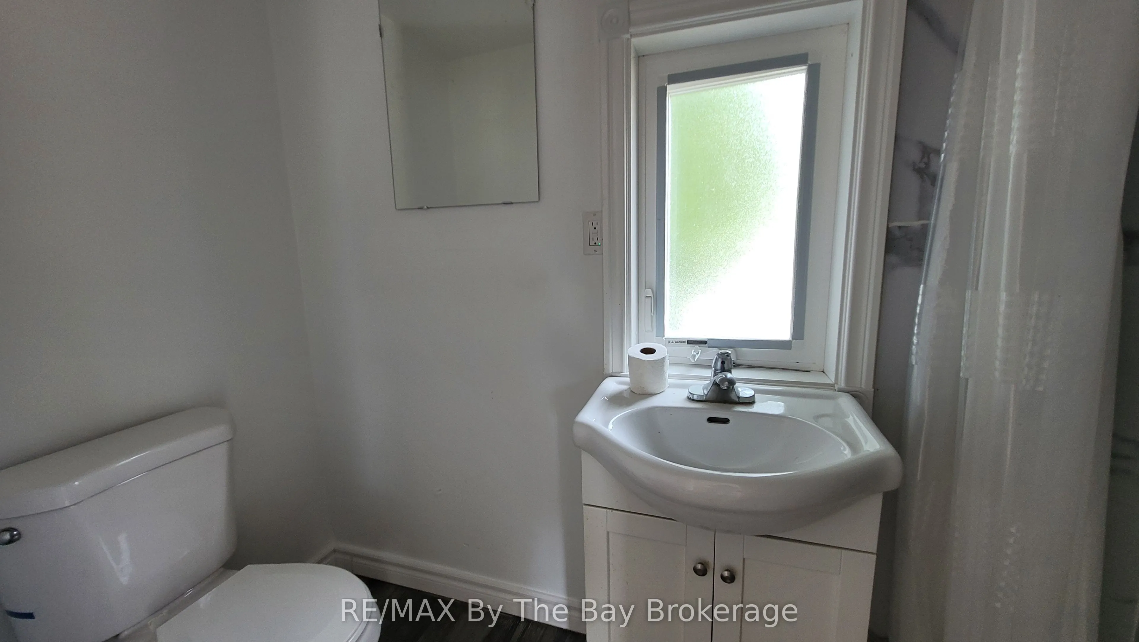 280 RIVER Road E, #D04