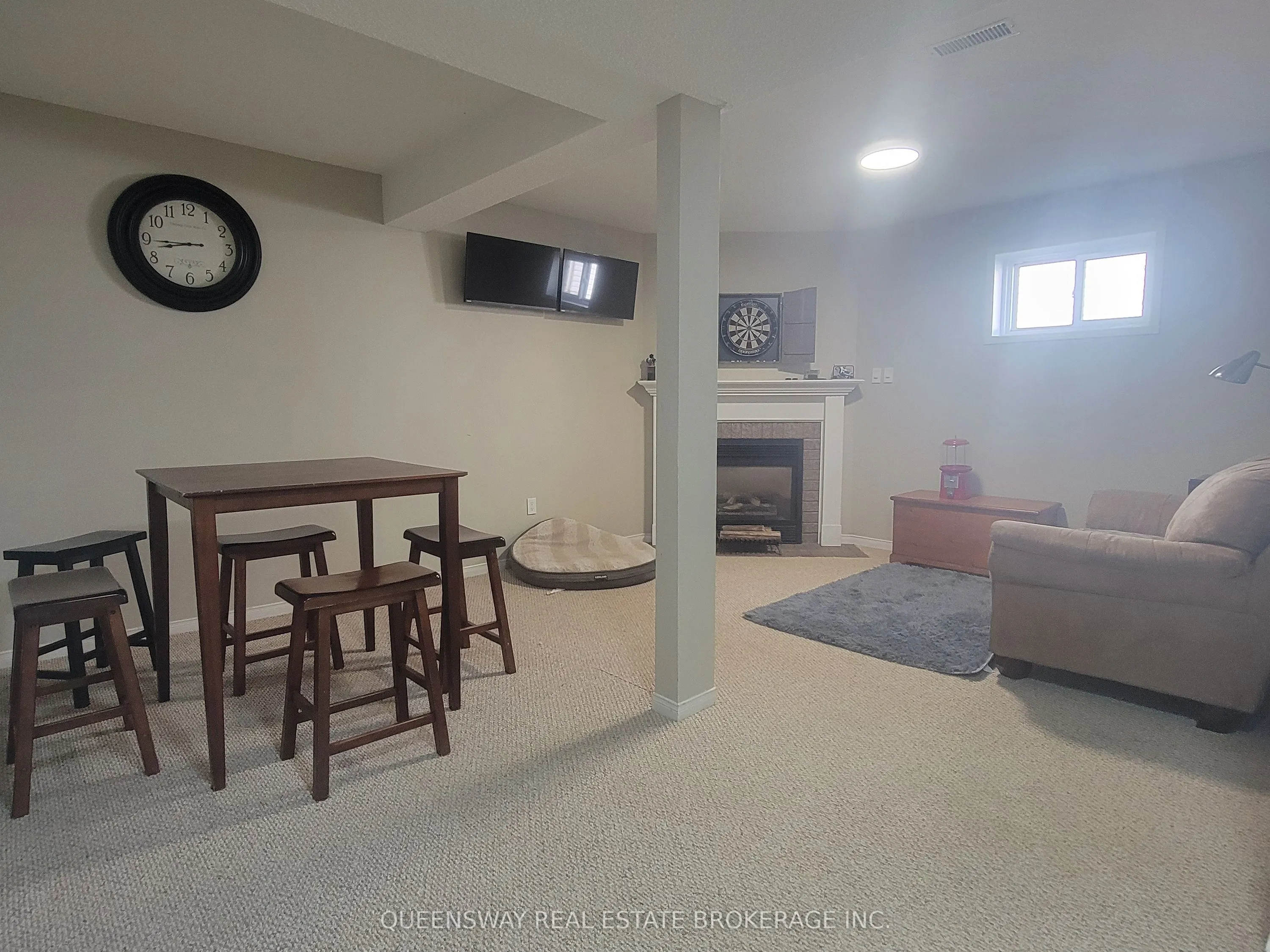 50 Acorn Crescent