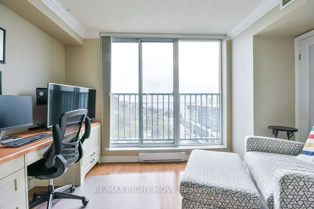 150 Dunlop Street E, #1108