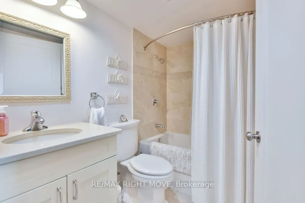 150 Dunlop Street E, #1108