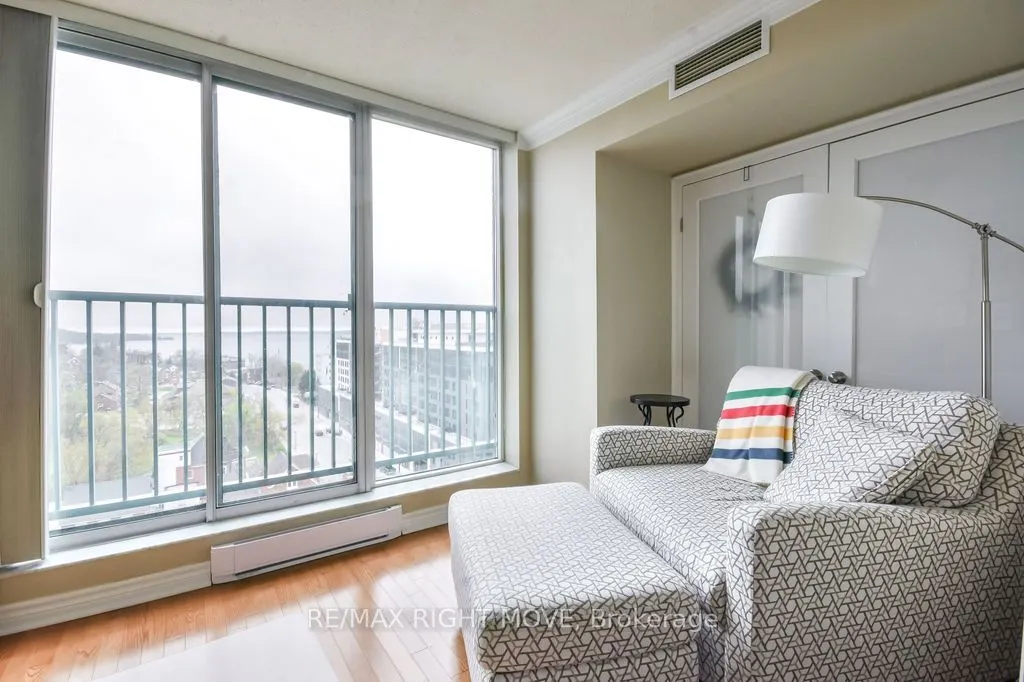 150 Dunlop Street E, #1108